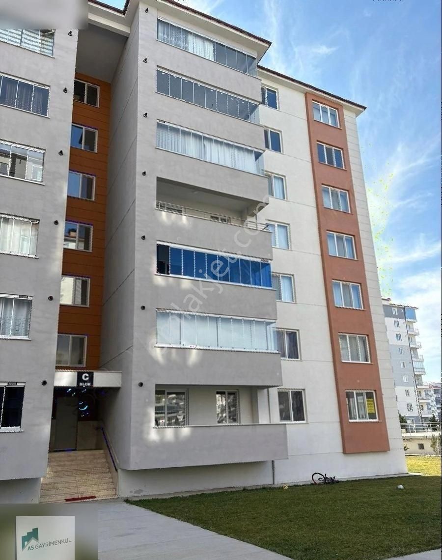 Isparta Merkez Çünür Satılık Daire Çünür De Site İçi Yüksek Giriş 3+1 Satılık Geniş Daire