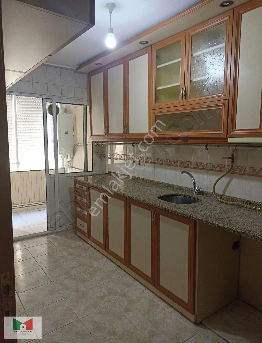 İzmir Karşıyaka Metroya Yakın Kiralık Daire Alaybey İzban Yakını Doğalgazlı 3+1 Ara Kat