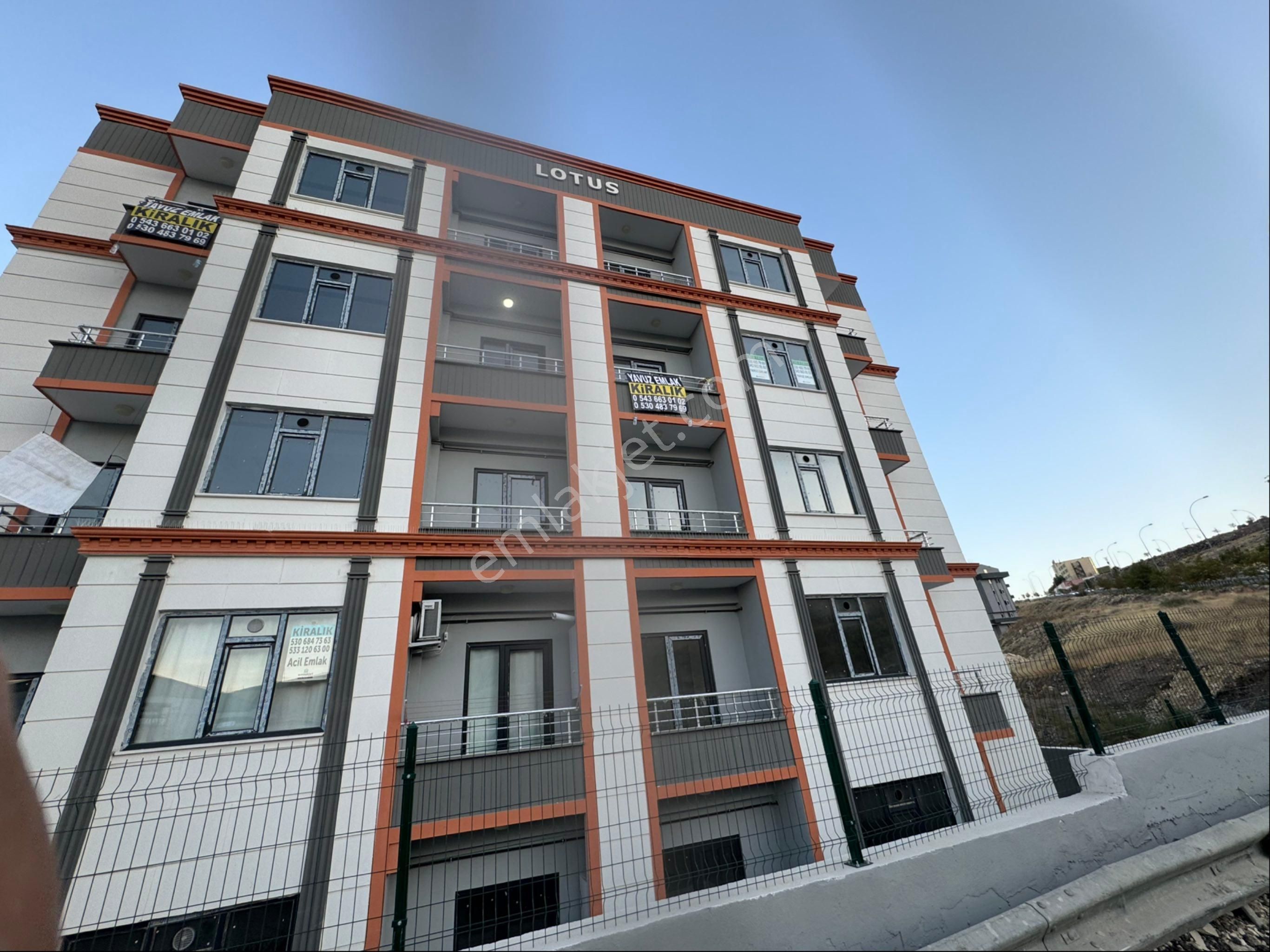 Şanlıurfa Karaköprü Site İçerisinde Kiralık Daire Yavuz Emlaktan Kiralık 1+1 Eşyalı Sıfır Daire Fuar Alanı Yanı