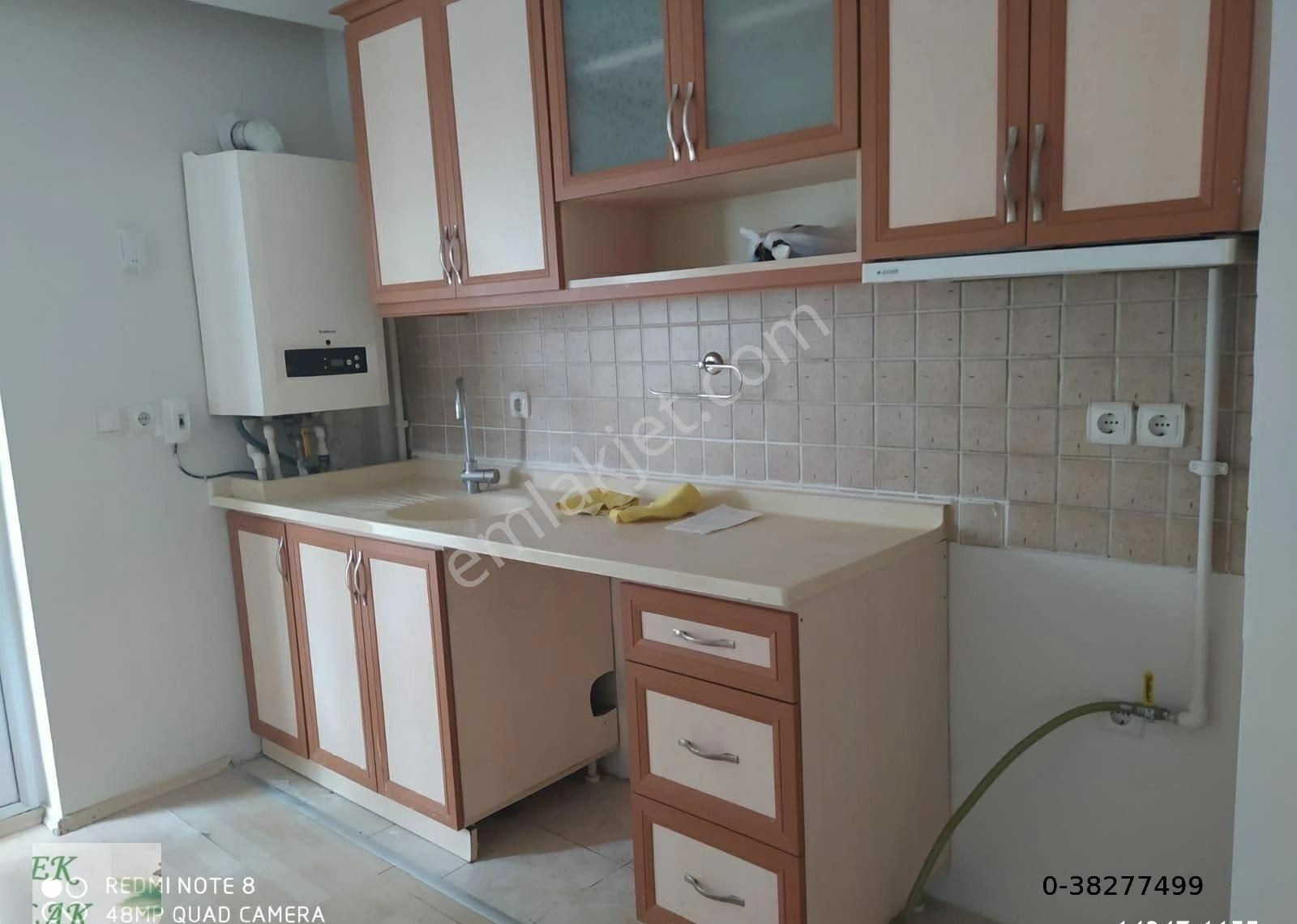 Çankaya Emek Kiralık Daire Çiçek Emlak'tan Kombili Tam Arakat Asansörlü 3+1