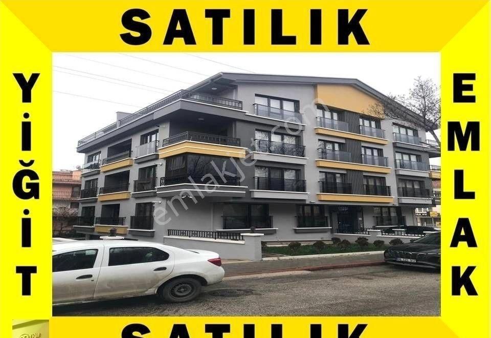 Yenimahalle Gazi Satılık Daire Yigit Emlaktan 2 Adet 1+1 Teras Daire Fuul Eşyalı Kiracılı , Asansörlü 40 Bin Tl Kira Getirsi Vardır