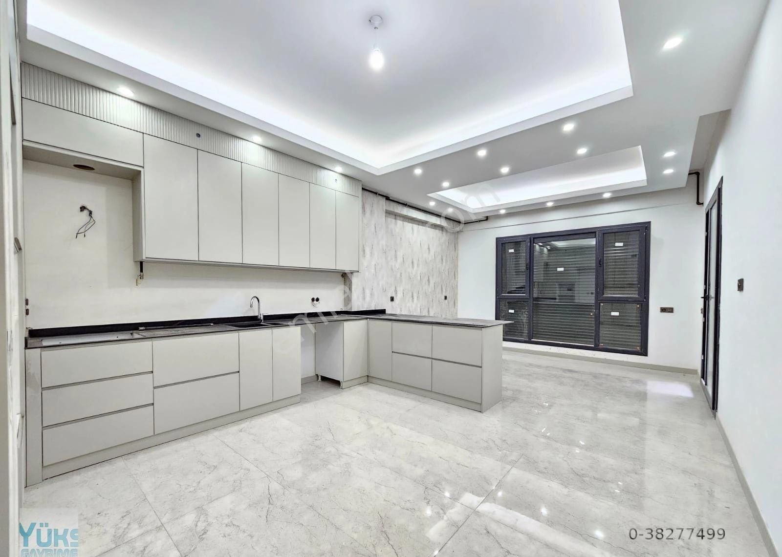 Merkezefendi Servergazi Satılık Daire Denizli Servergazide 3.5+1 190 M2 Mükemmel Konumda Arakat Daire