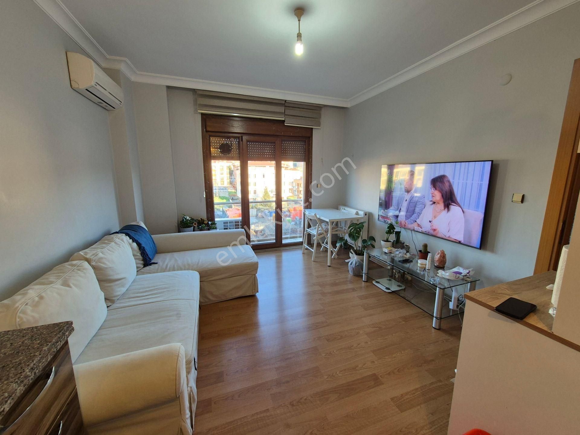 Ataşehir İnönü Kiralık Daire Royal Resıdence'de Yeditepe Üniv Yakın Konumda Full Eşyalı 2+1