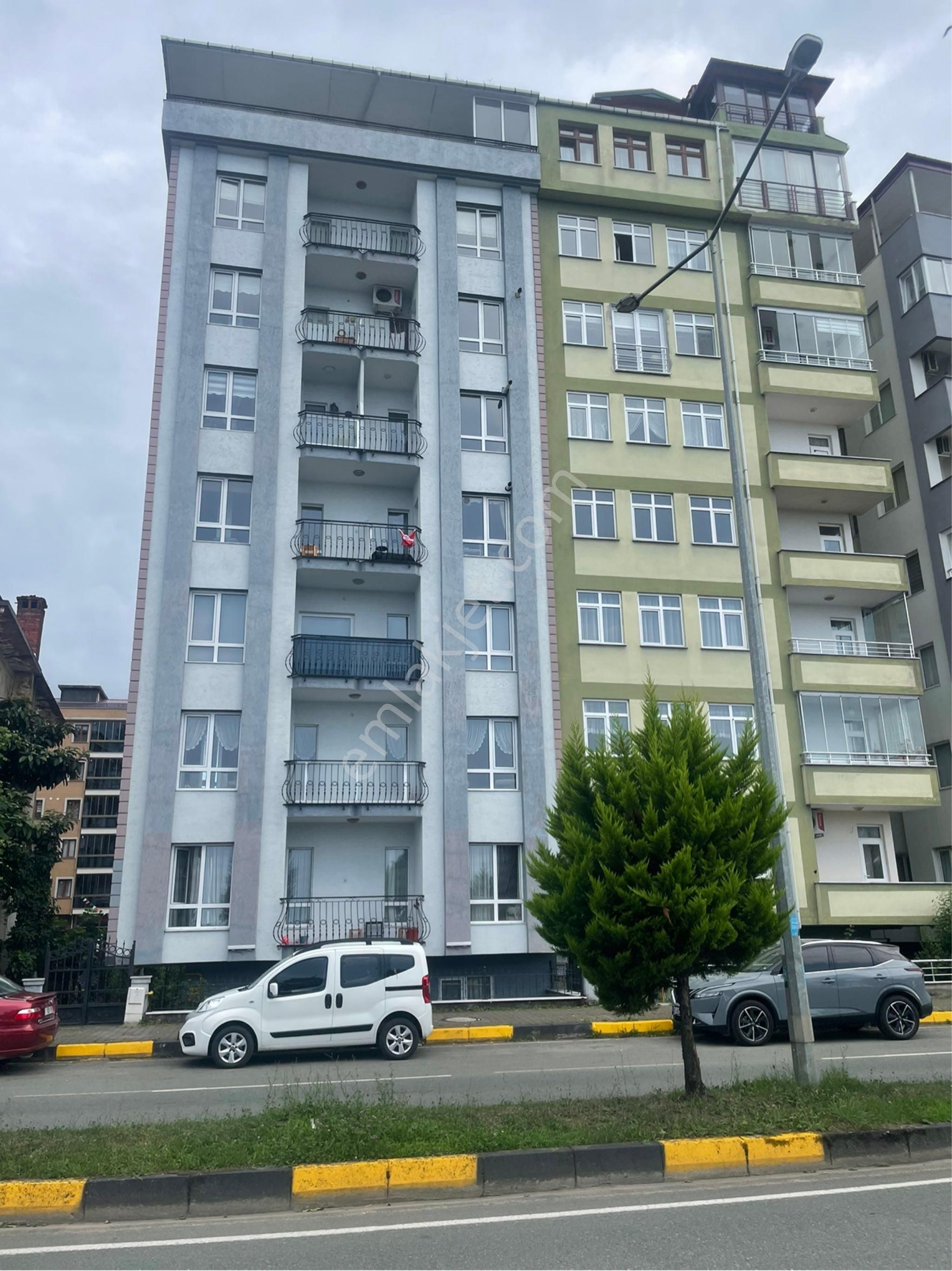 Sürmene Orta Satılık Daire Elite Gayrimenkulden Sürmene Sahilde Full Deniz Manzaralı Satılık 2+1 Daire