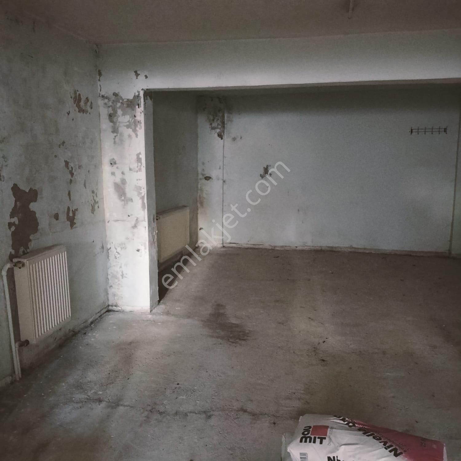 Torunlar Emlaktan Satılık 1+1 90m2 Bodrum Kat Daire - Görsel 5