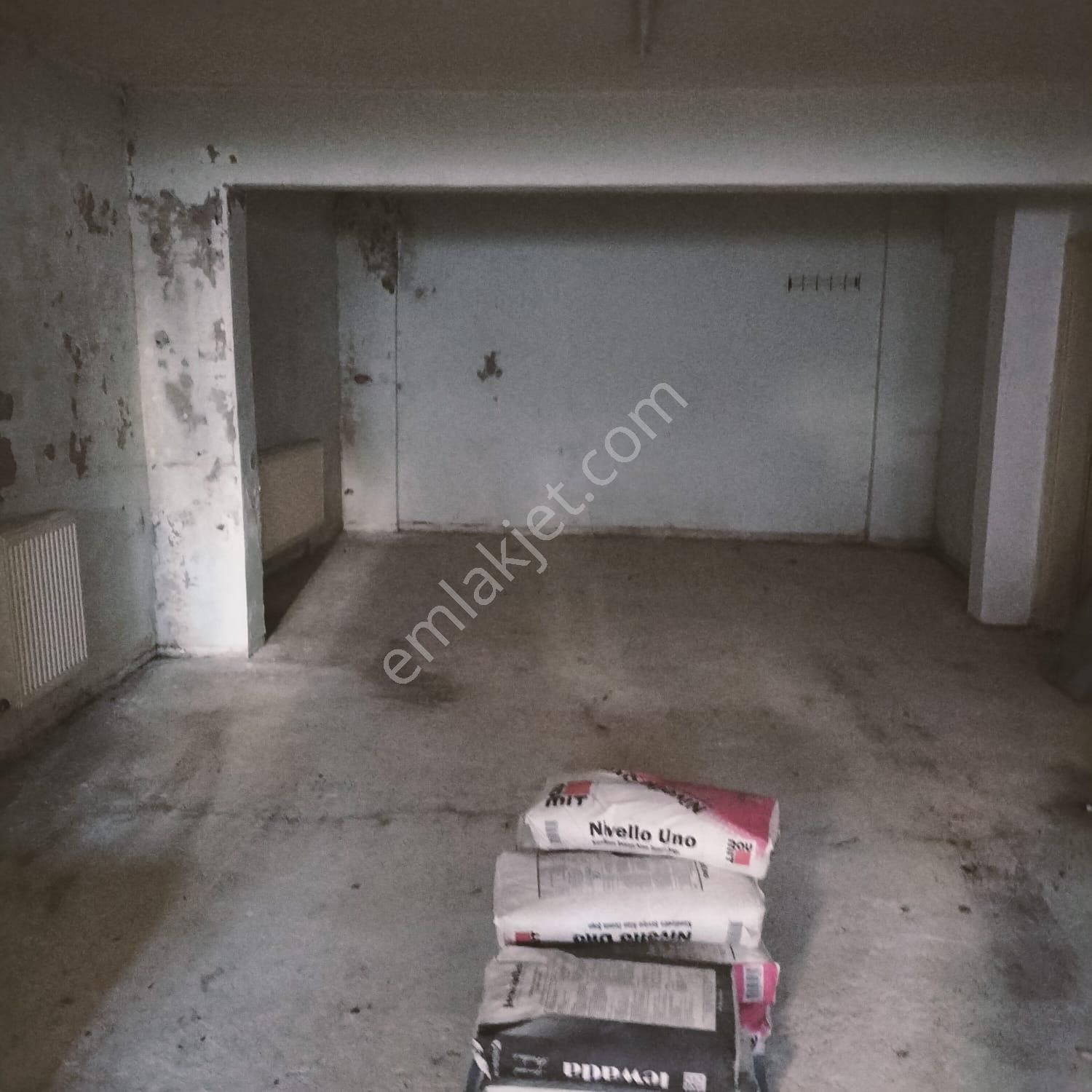 Torunlar Emlaktan Satılık 1+1 90m2 Bodrum Kat Daire - Görsel 7