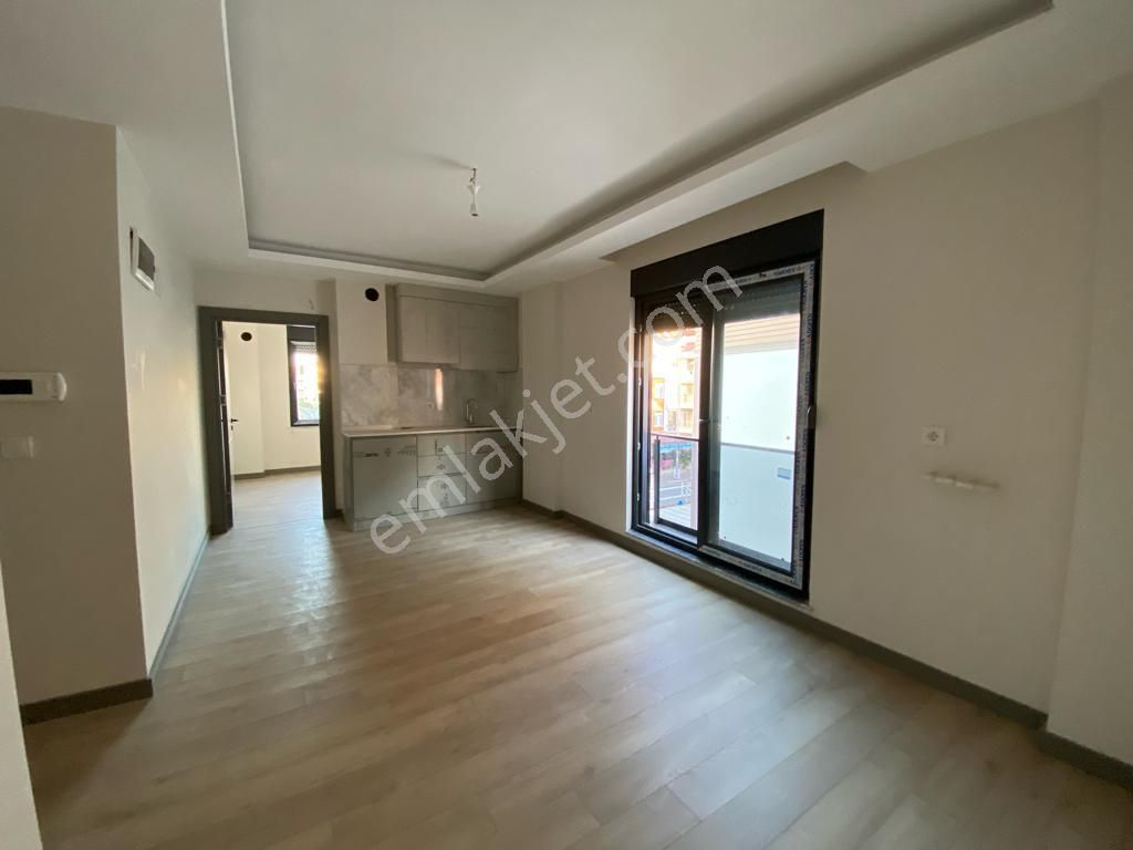 Kepez Kültür Kiralık Daire Erasta Avm Karşısı Tramvaya Yürüme Mesafesinde Sıfır 1+1