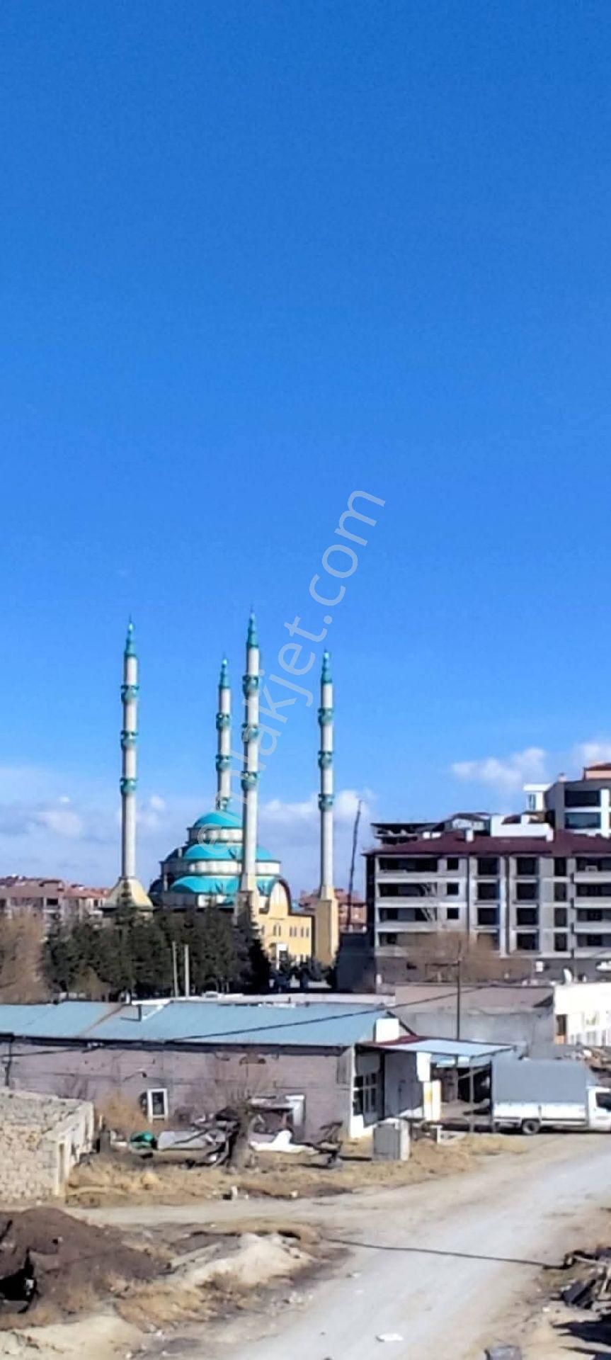 Niğde Merkez Selçuk Satılık Daire Niğde Merkez Selçuk Mah. Fsm Camii Yakını İçerisi Full Yapılı Satılık Sıfır Daireler