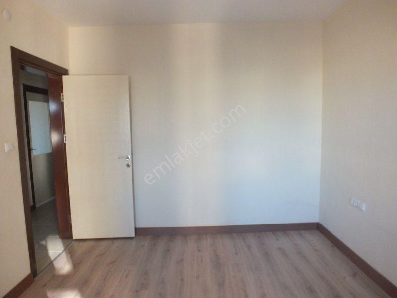 Karaman Merkez Yunus Emre Kiralık Daire Karaman 4.toki Konutları 3.kat 100 M2 2+1 Kiralık Daire