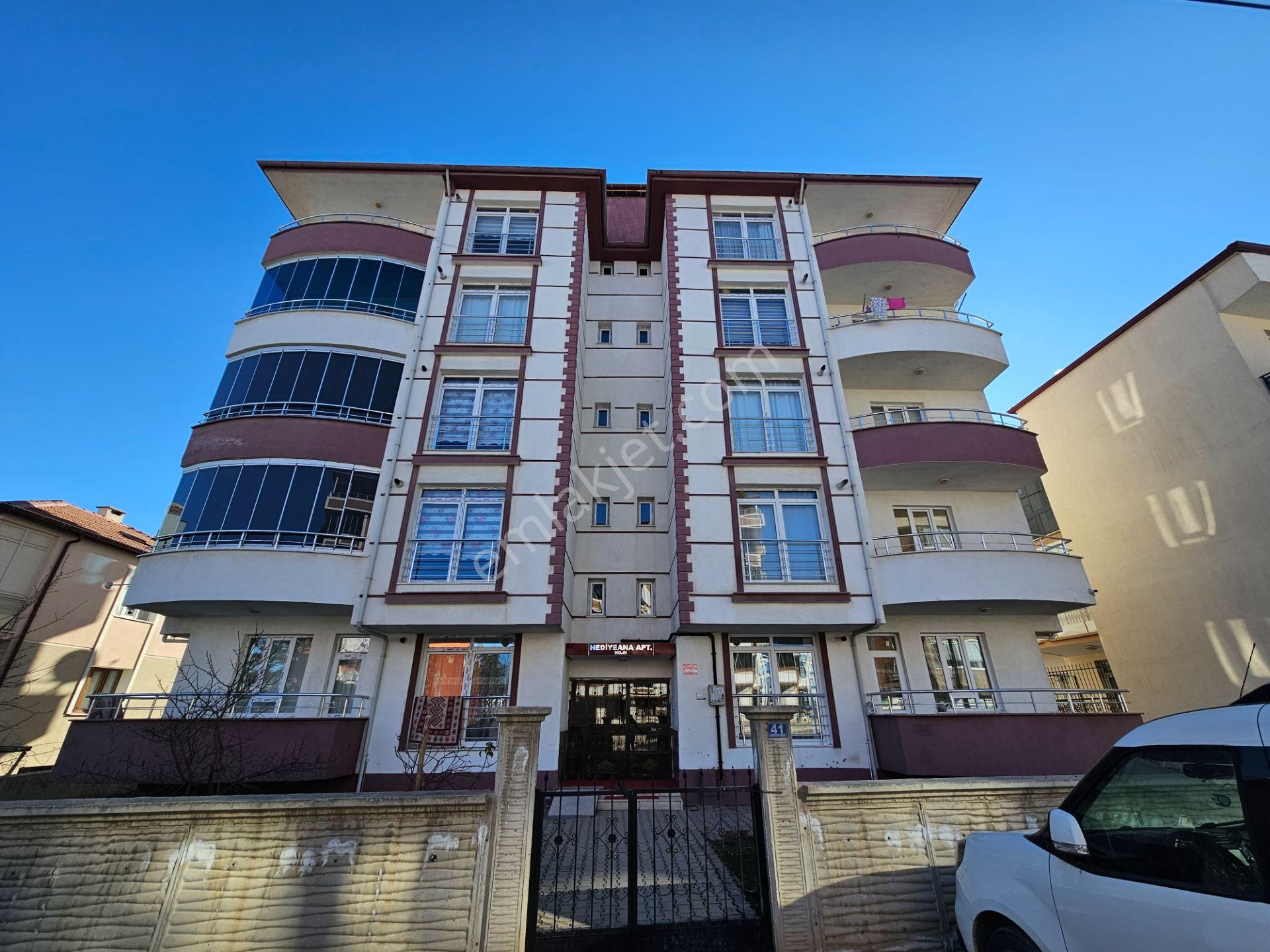 Ereğli Ziya Gökalp Satılık Daire Ziya Gökalp Mah. 3+1 187 M2 Arakat Kombili Satılık Daire