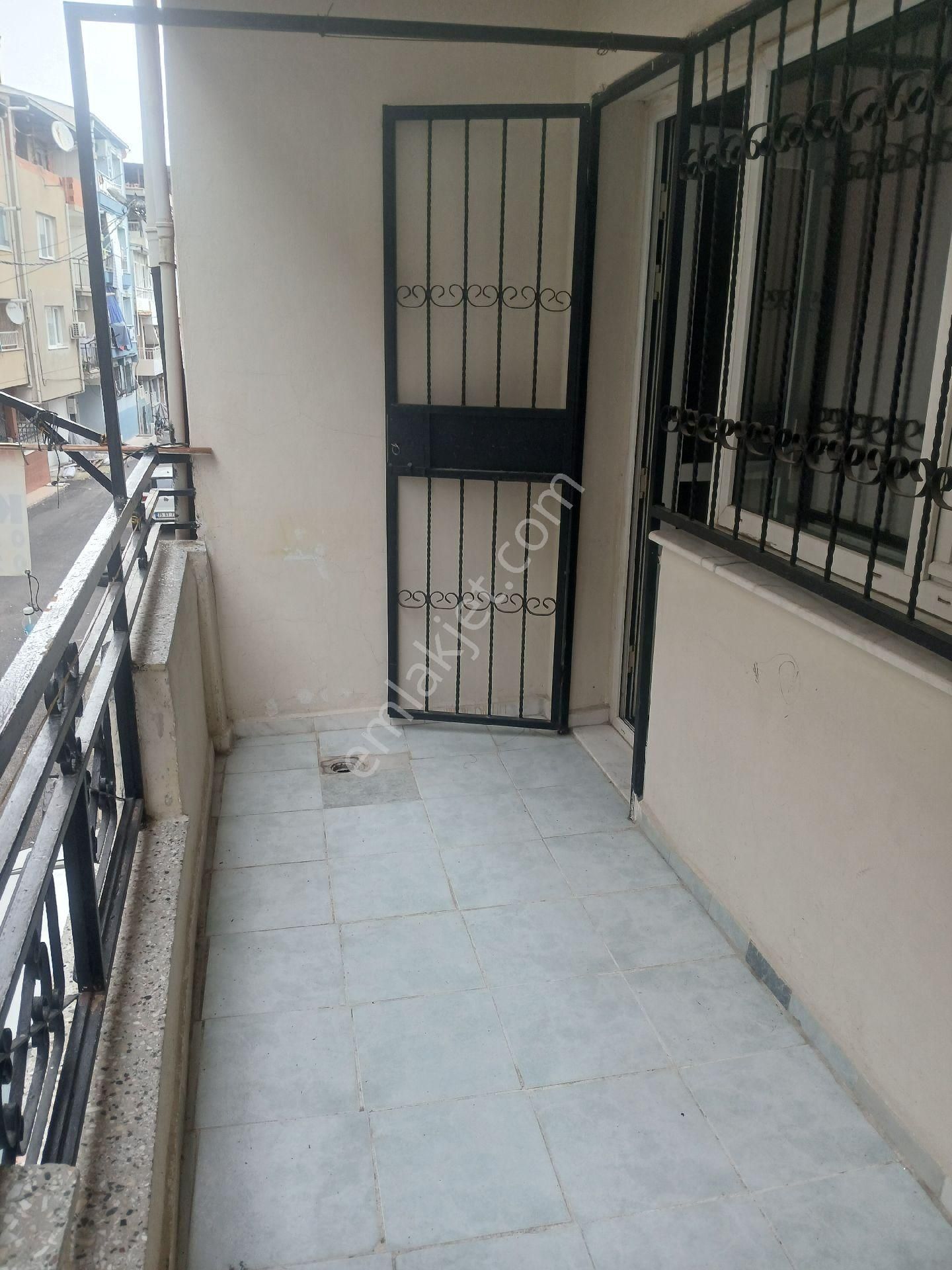 Bozyaka Kapalı Pazaryeri Yakını Dgazli - Görsel 2