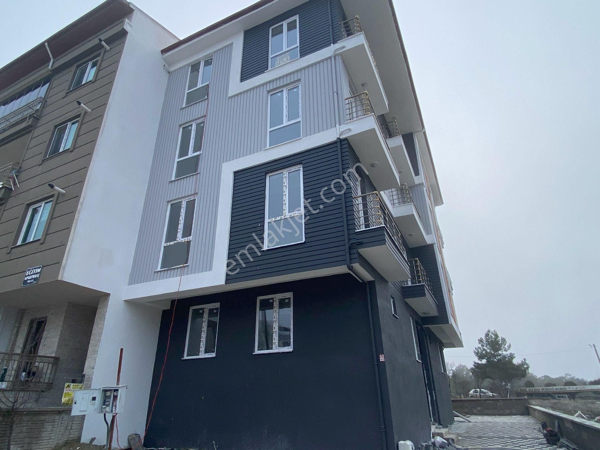 Burdur Merkez Emek Satılık Daire Burkent Mevkii Satılık 1+1 50m2 Sıfır Daire İskanlı