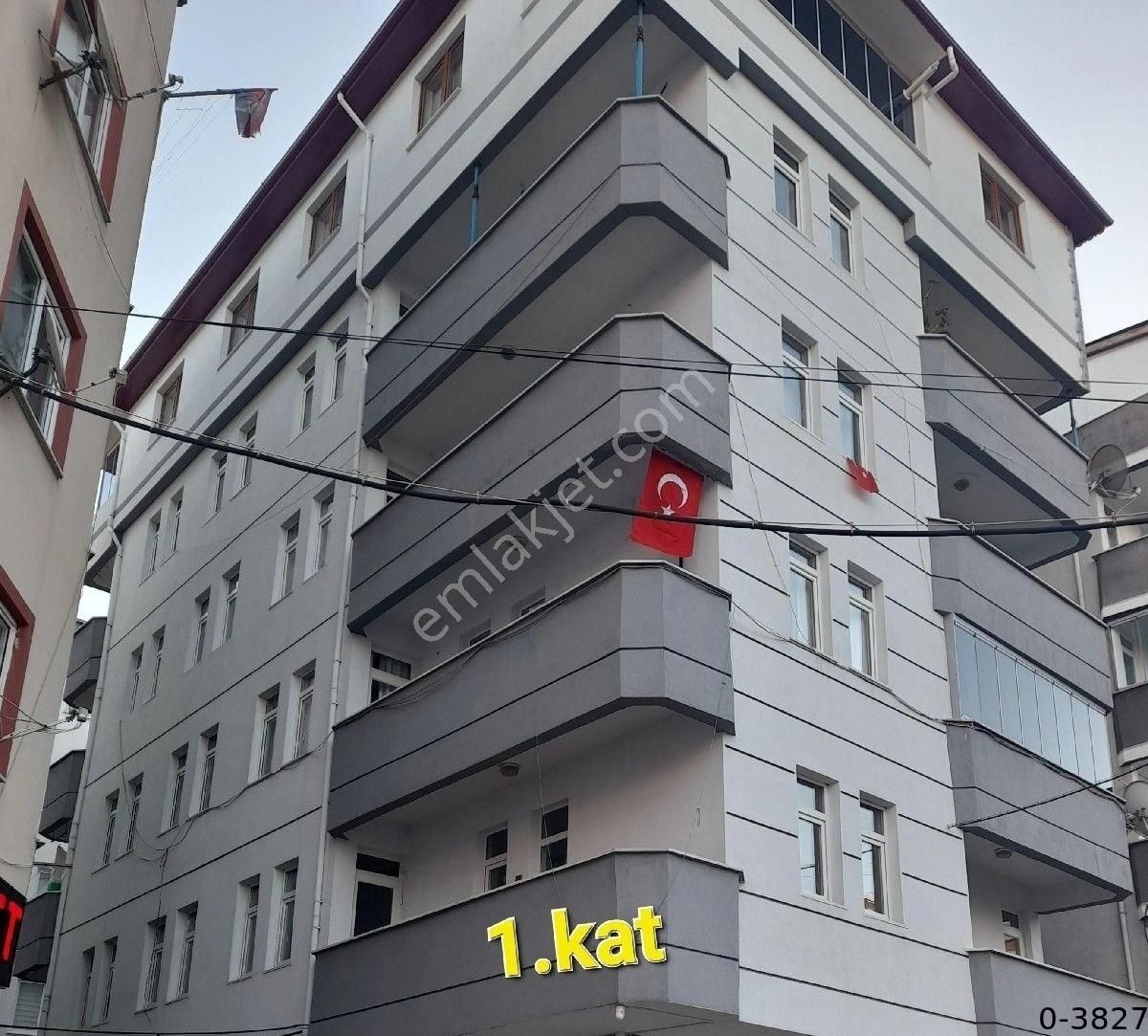 Bulancak Ballıca Kiralık Daire Aşıkoglu Emlaktan 1.kat 150m2., 3+1 Daire