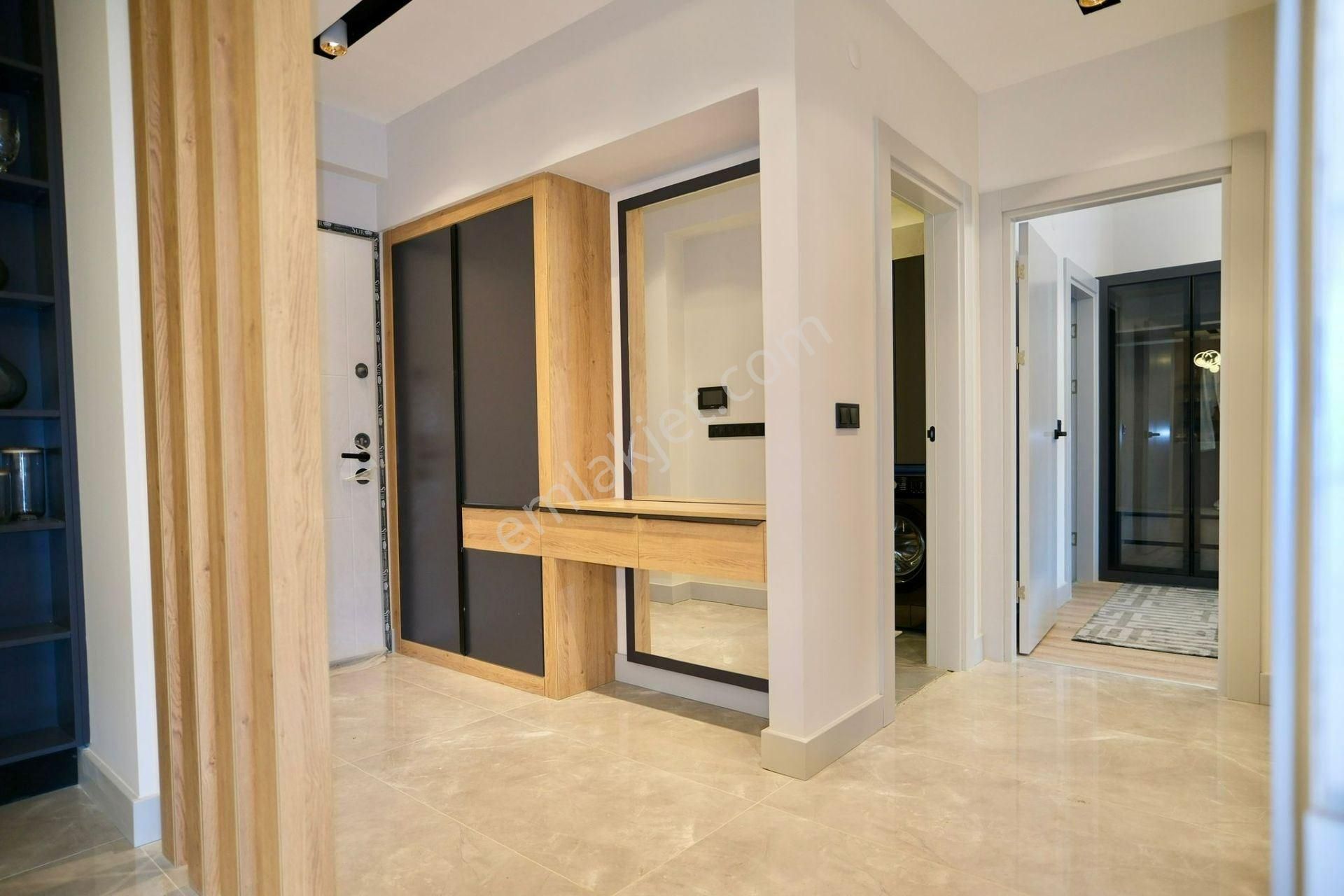 Kuşadası Özel Bahçeli Satılık Yeni 1+1 Daire - Görsel 17