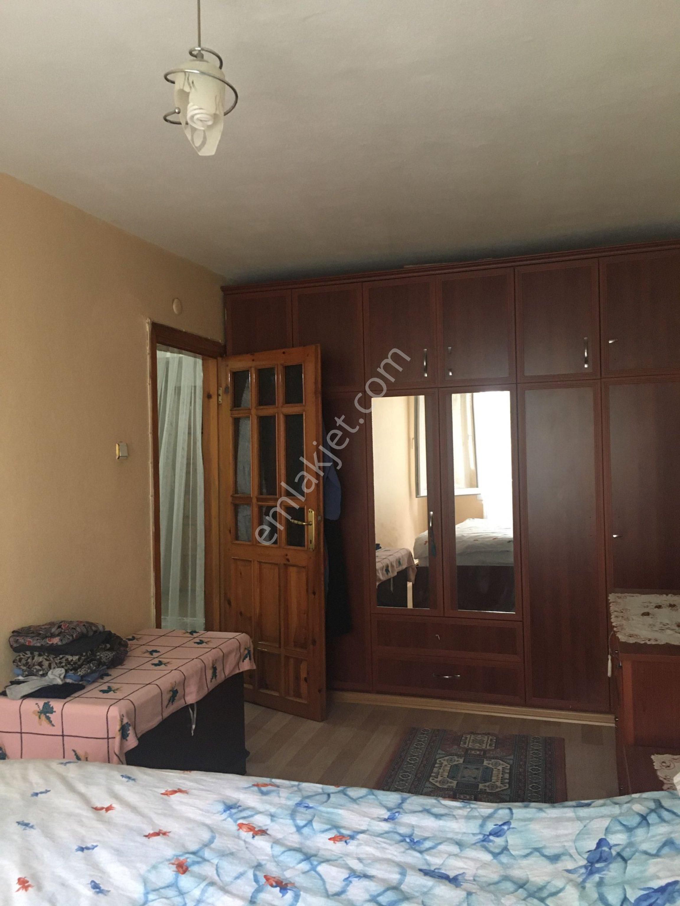 Merkezi Konumda Satılk Daire Ve Dükkan - Görsel 12