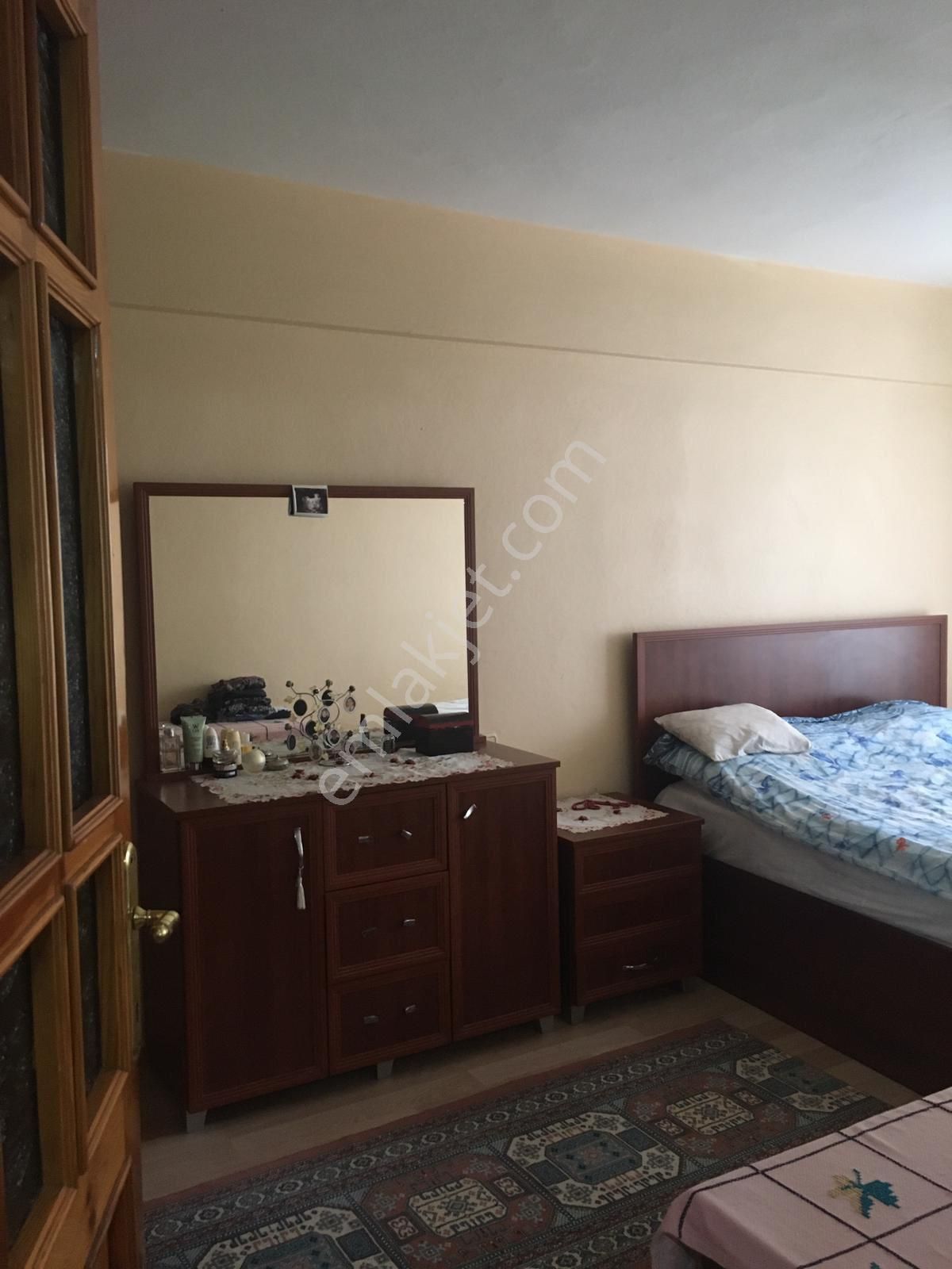 Merkezi Konumda Satılk Daire Ve Dükkan - Görsel 19