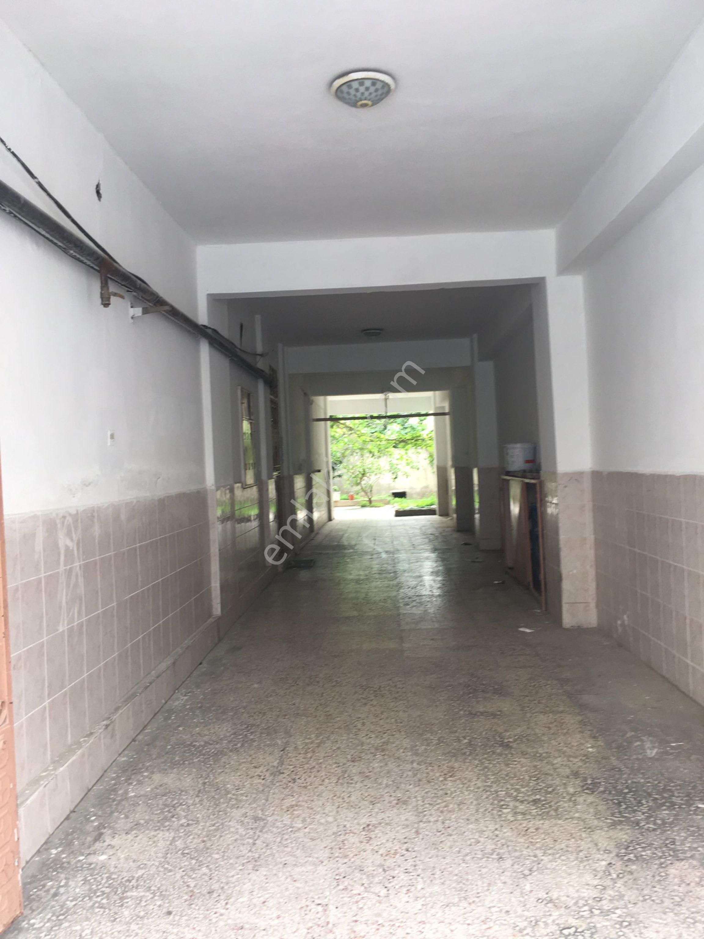 Merkezi Konumda Satılk Daire Ve Dükkan - Görsel 23