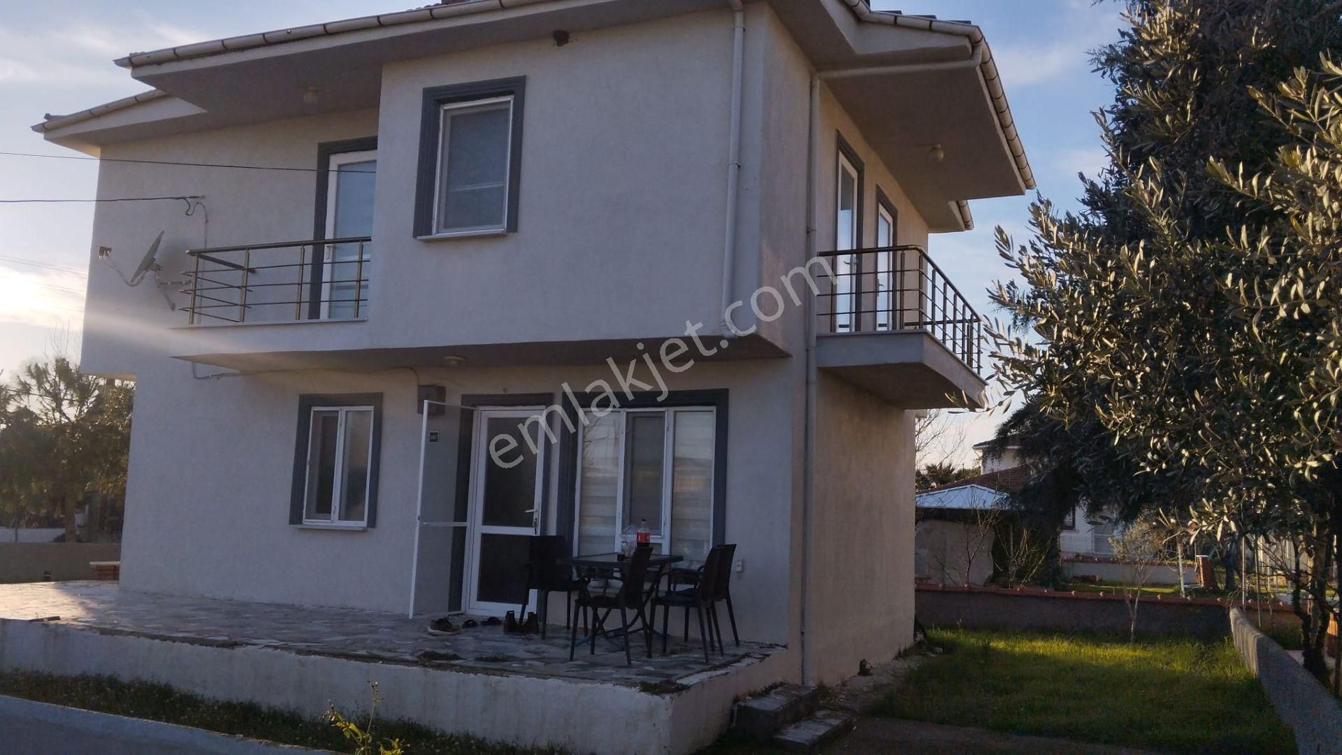 Biga Çeşmealtı Köyü Satılık Villa Çanakkale Biga Denizatı Sitesinde 3+1 Dubleks Villa Satılık