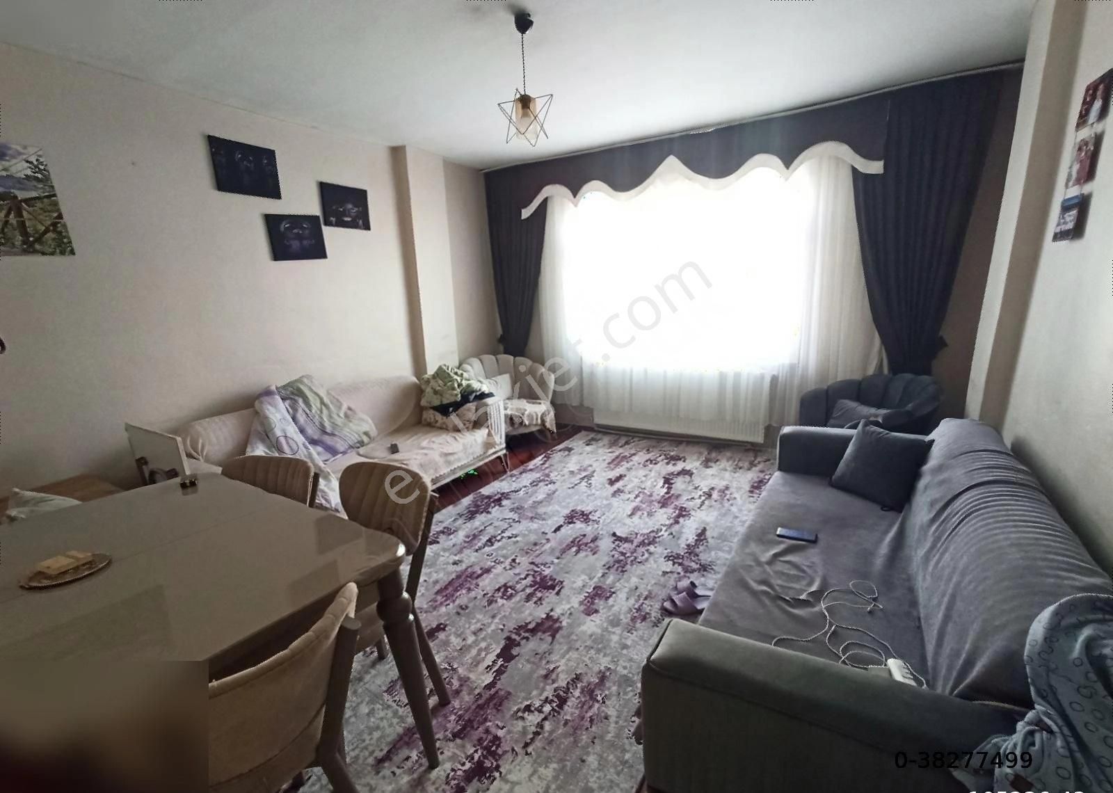 Esenler Fatih Satılık Daire Hicret Gayrimenkul Fatih 2+1 130 M2 Geniş Ferah Kullanışlı Daire