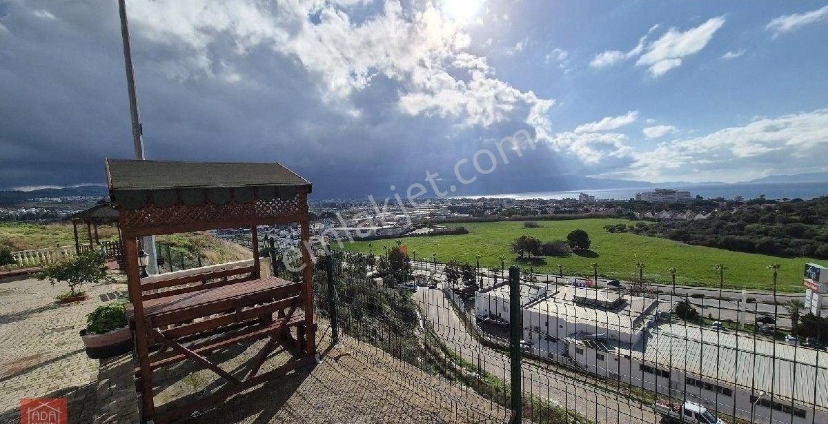 Kuşadası Değirmendere Satılık Daire Kuşadası Uydukent Kanarya Sitesi Full Deniz Manzaralı Daire