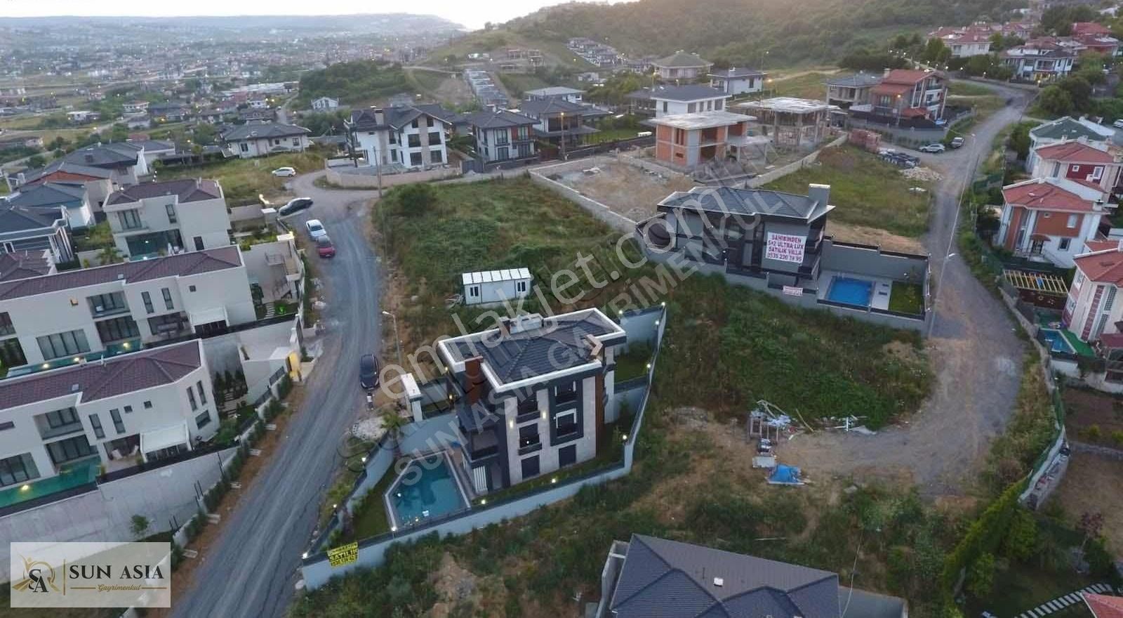 Şile Çavuş Satılık Villa İmarlı Şile Çavuş Mah. %40 Villa İmarlı Panoramik Manzaralı Kare Arsa