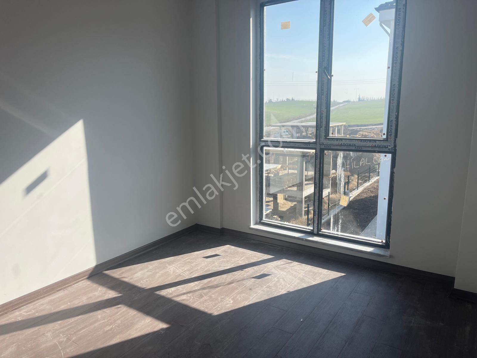 Uzmanlardan Geniş Ailelere Uygun Full Yapılı 4+1 İskanlı Satılık Villa - Görsel 23