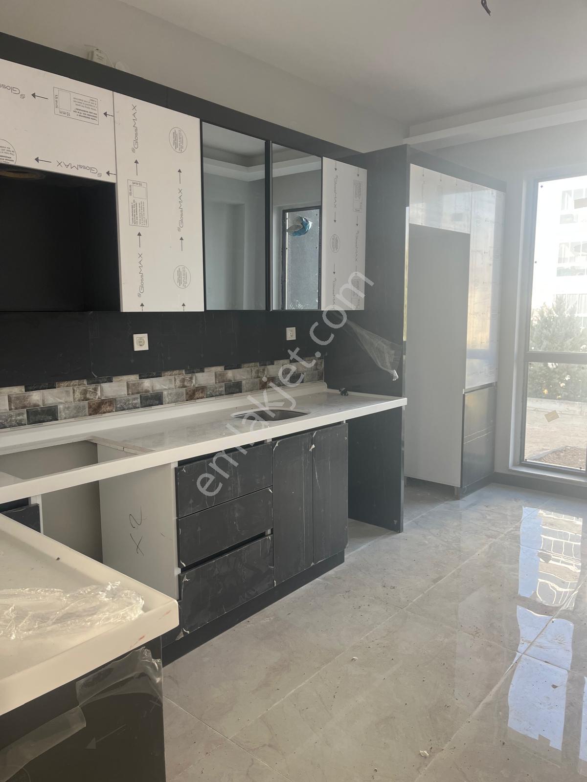Uzmanlardan Geniş Ailelere Uygun Full Yapılı 4+1 İskanlı Satılık Villa - Görsel 14