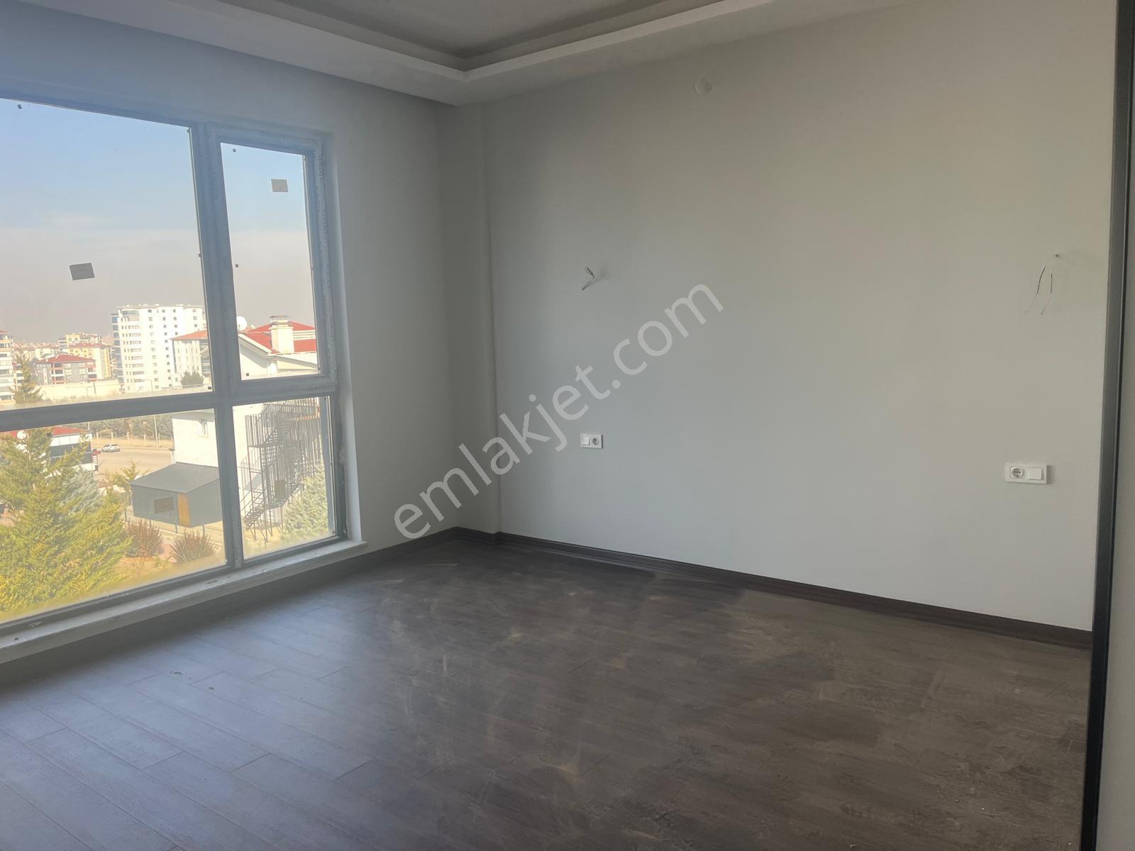 Uzmanlar Dan Ayyıldız Mahallesinde Lüks Yapılı İskanlı 4+1 Villa,,,,, - Görsel 26