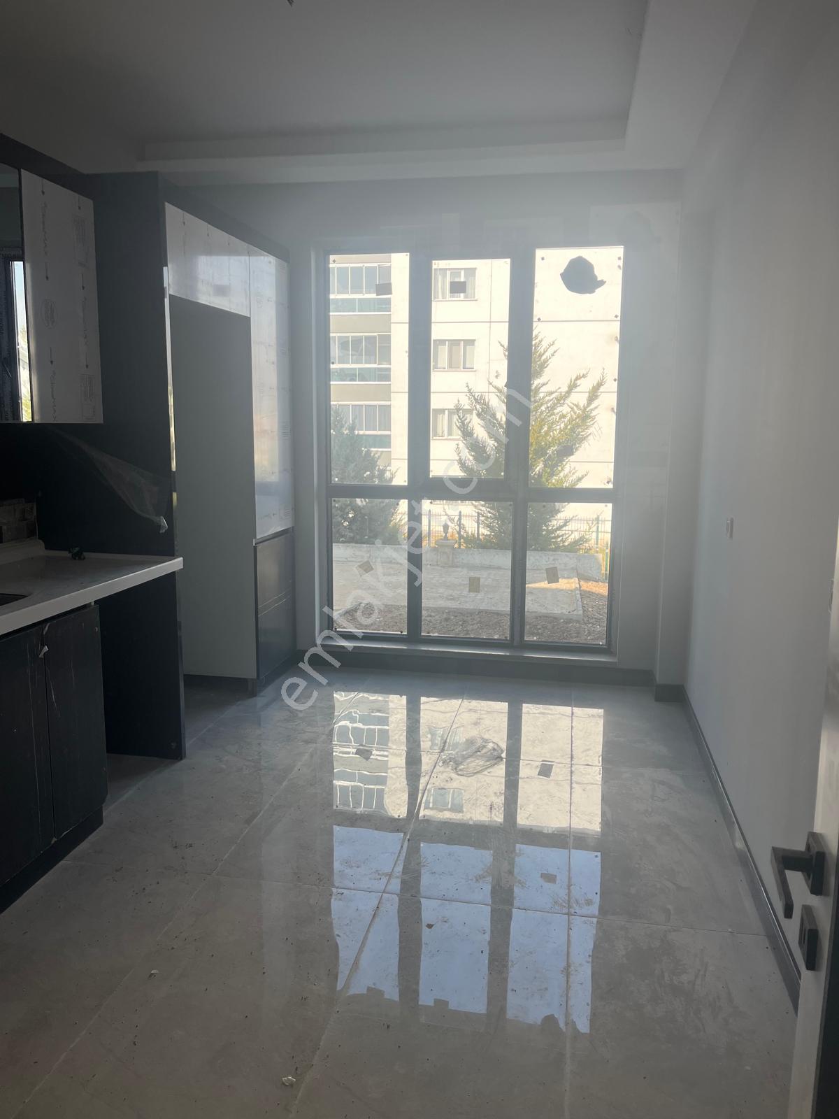 Uzmanlar Dan Ayyıldız Mahallesinde Lüks Yapılı İskanlı 4+1 Villa,,,,, - Görsel 13