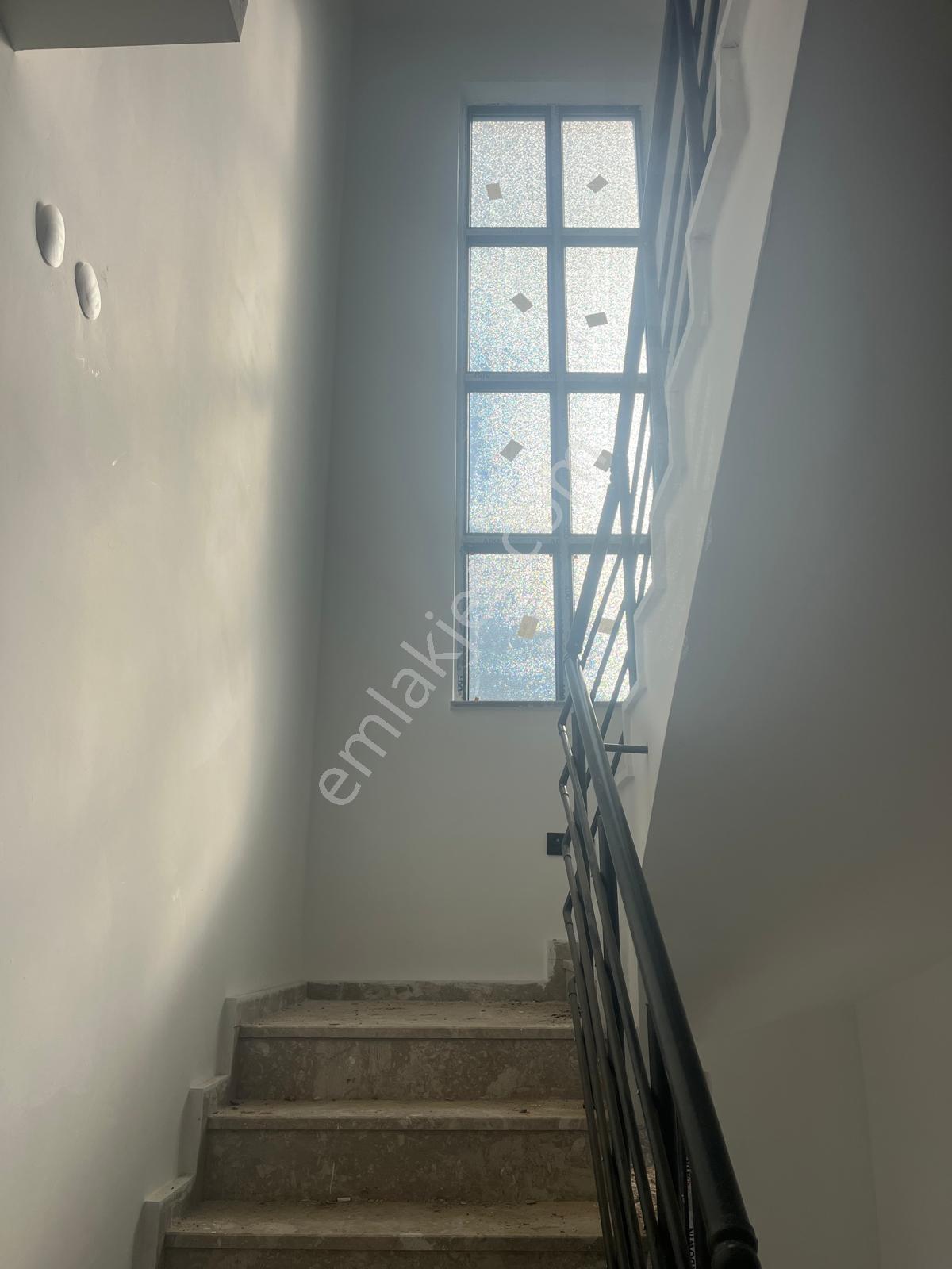 Uzmanlar Dan Ayyıldız Mahallesinde Lüks Yapılı İskanlı 4+1 Villa,,,,, - Görsel 21