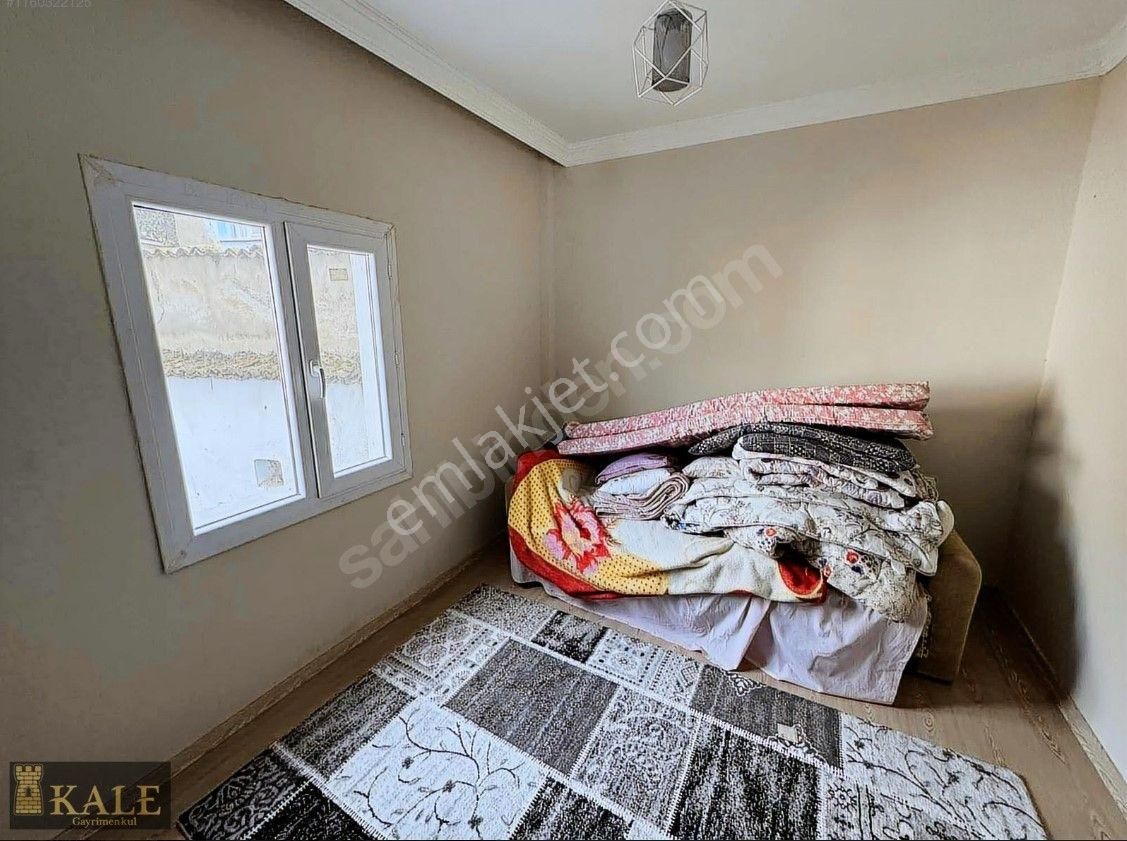 Kale'den Eski Yeni Hamam Mevkiinde Müstakil Ev - Görsel 14