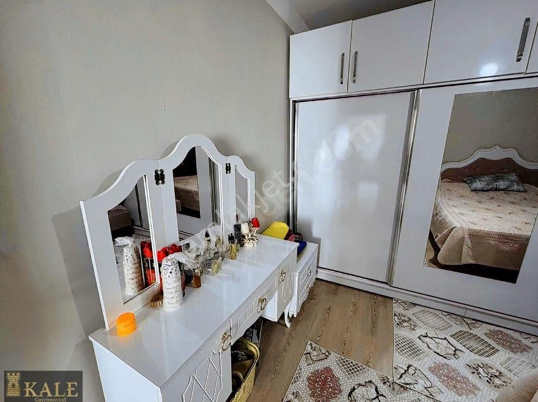 Kale'den Eski Yeni Hamam Mevkiinde Müstakil Ev - Görsel 7