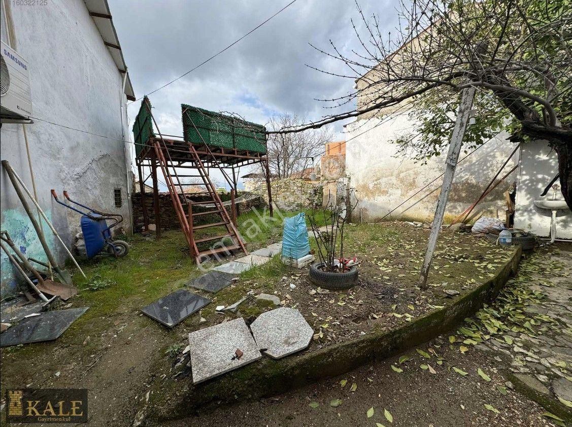 Kale'den Eski Yeni Hamam Mevkiinde Müstakil Ev - Görsel 5