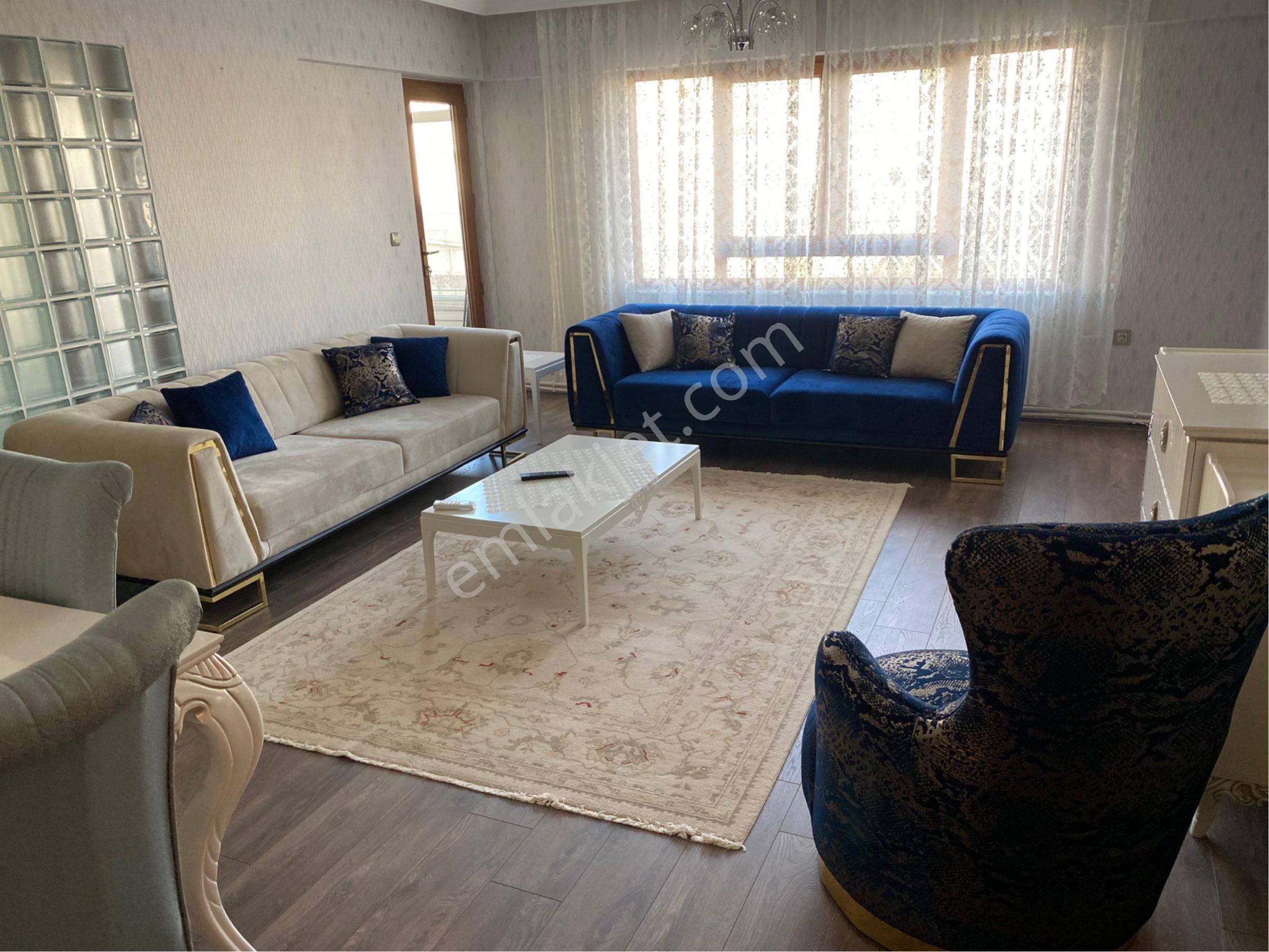 Konyaaltı Altınkum Kiralık Daire Altınkum’da Full Eşyalı Doğalgazlı 3+1 Daire