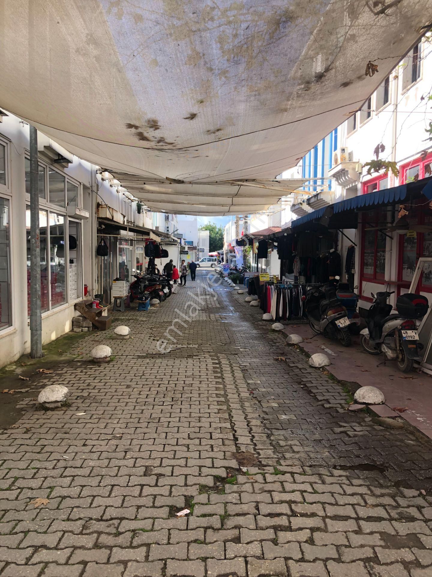 Bodrum Bahçelievler Satılık Ticari İmarlı Turgutreis Merkezde Satılık Dükkan Arsası