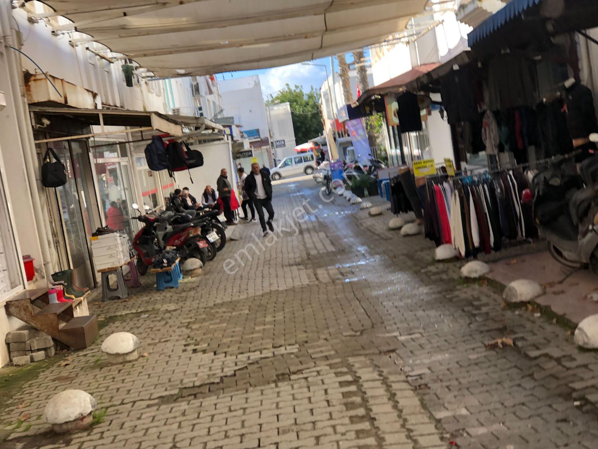 Turgutreis Merkezde Satılık Dükkan Arsası - Görsel 3