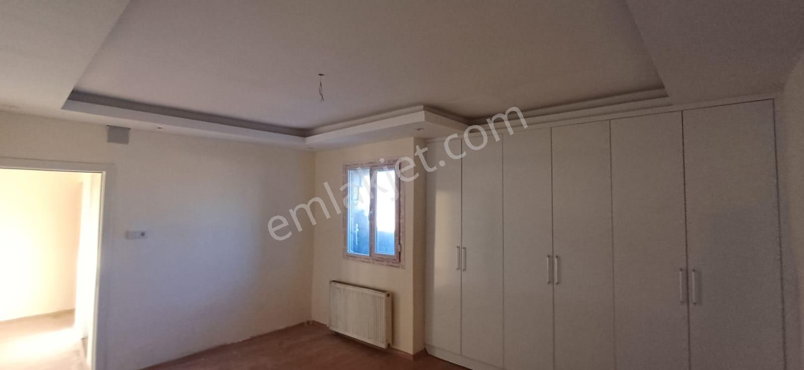 Şahinbey Deniz Kiralık Daire Gaziantep Emlak;tan Kiralık 60 Yıl.da Kiralık 2+1