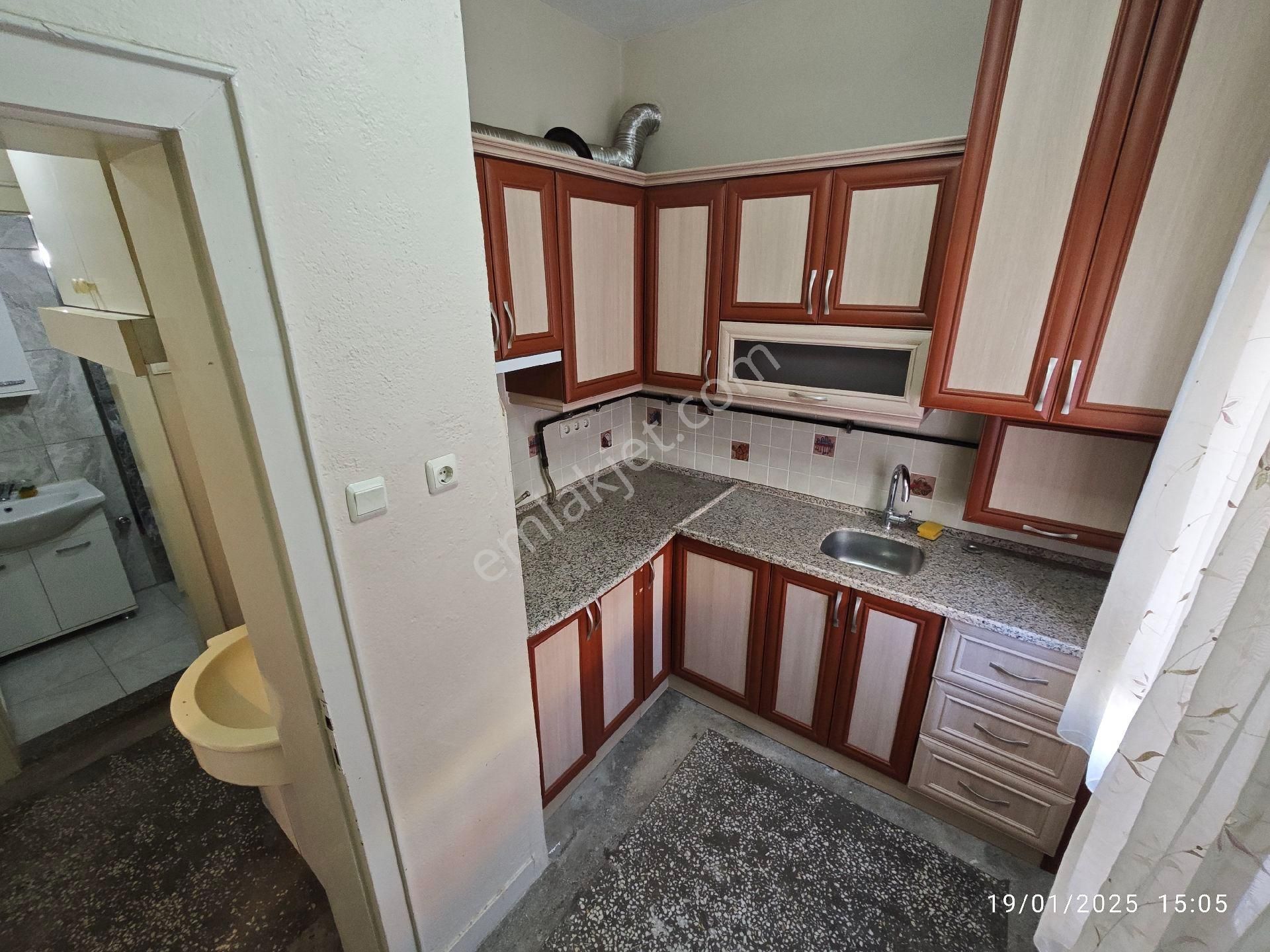 Sarayaltı'nda Çift Cephe Satılık Müstakil 2 Katlı Ev - Görsel 17