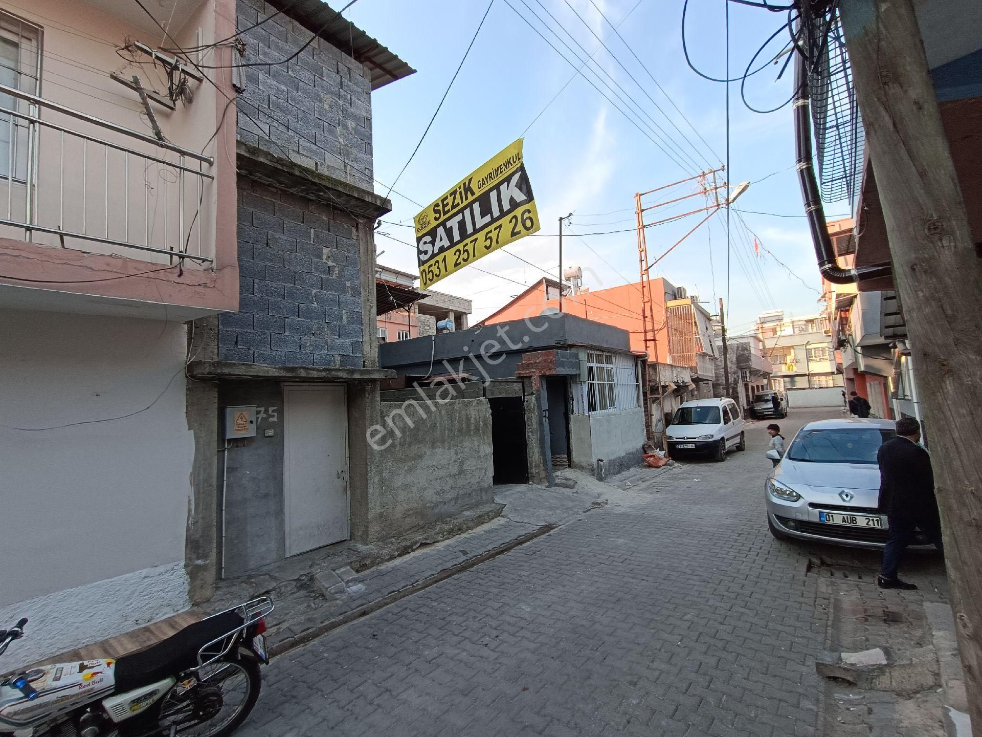 Seyhan Gülpınar Satılık Müstakil Ev Gülpınar Mahallesi Obalar Caddesi Civarı 2/ Katlı