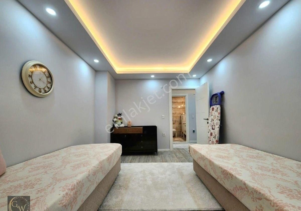 Trabzon'un Gözdesi Yalıncak Da Denize Sıfır Satılık Daire - Görsel 8