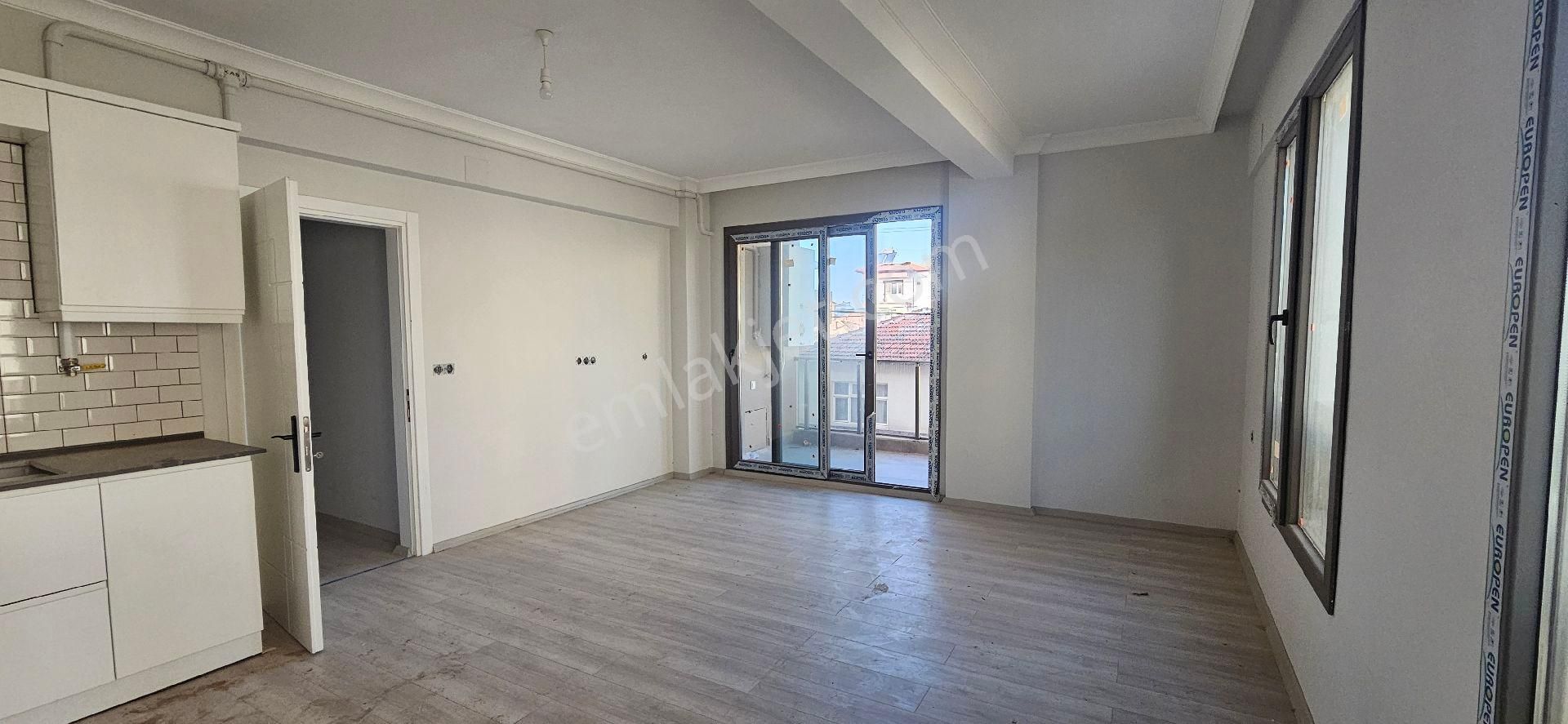 Atatürk Mahallesi Prestij Caddesinde 2+1 Ebeveyn Banyolu Yerden Isıtmalı Asansörlü Lüx Daire - Görsel 3