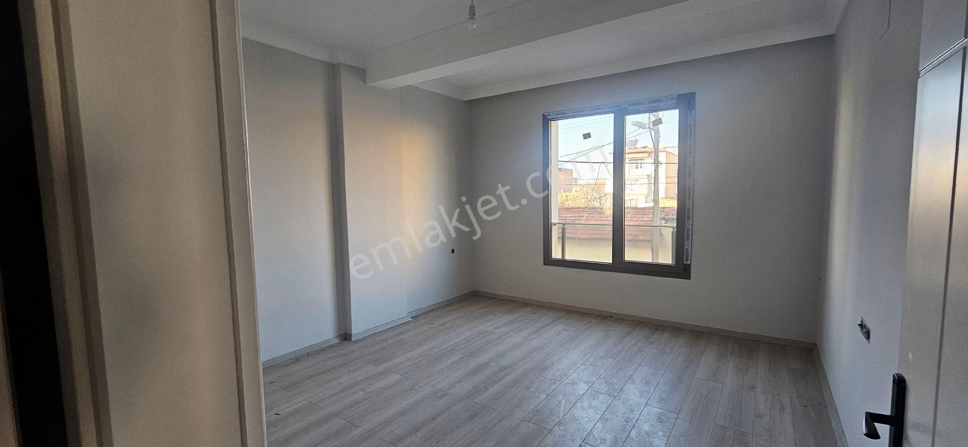 Atatürk Mahallesi Prestij Caddesinde 2+1 Ebeveyn Banyolu Yerden Isıtmalı Asansörlü Lüx Daire - Görsel 5