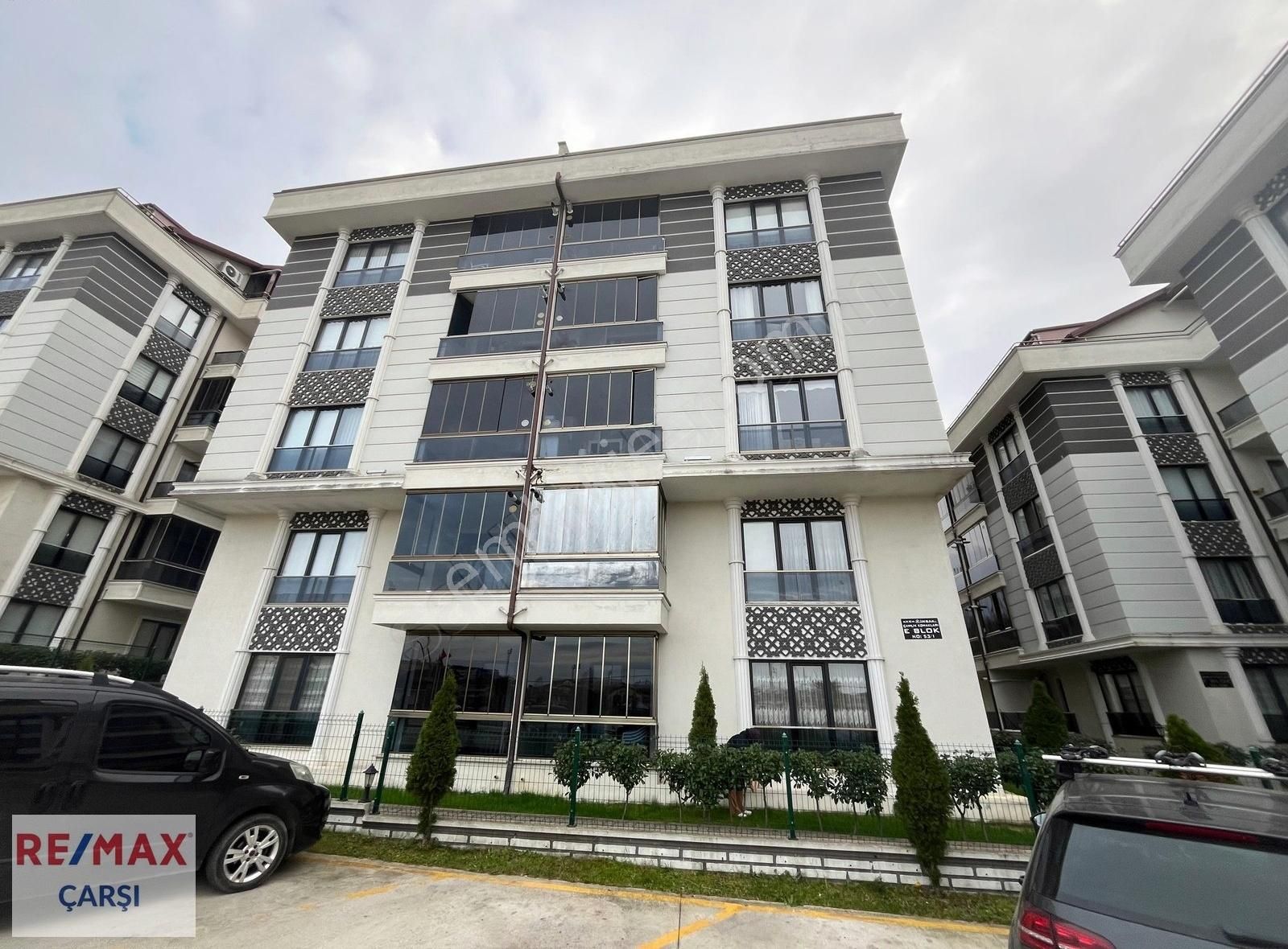 Kandıra Çarşı Satılık Daire Remax Çarşıdan Kandıra Merkezde Eşyalı Dublex Satılık Daire