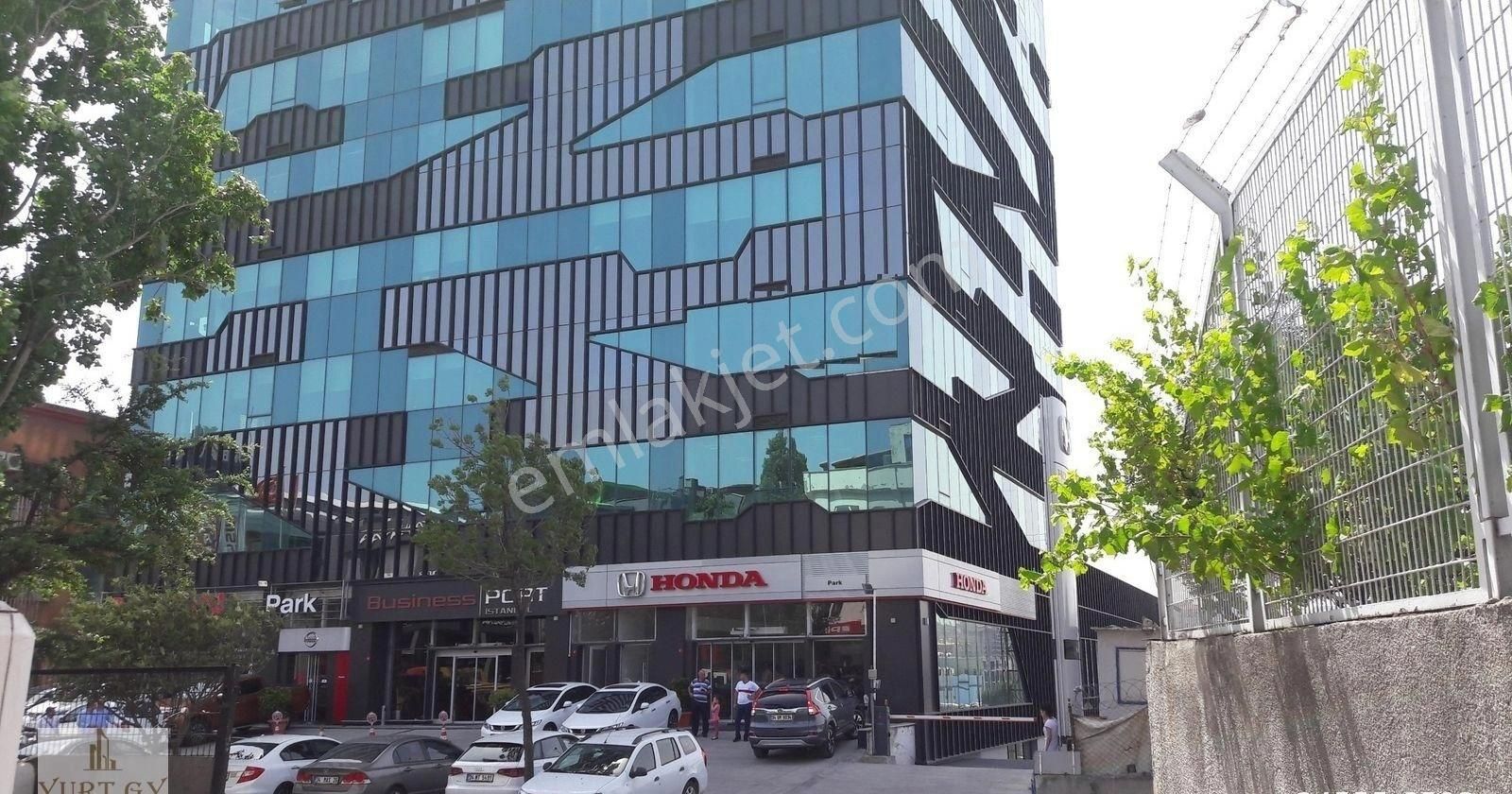 Bahçelievler Yenibosna Merkez Kiralık Ofis Basın Ekspres Business Port Kiralık 225m2 Plaza Katı