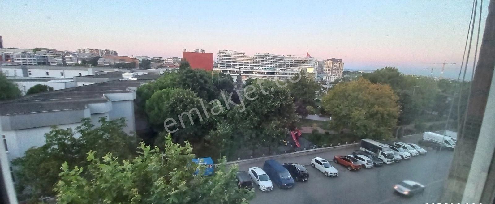 Bayrampaşa Orta Kiralık Daire Bayrampaşa Fatih Parkı Ve Bayrampaşa Metro Karşısı 23.000tl