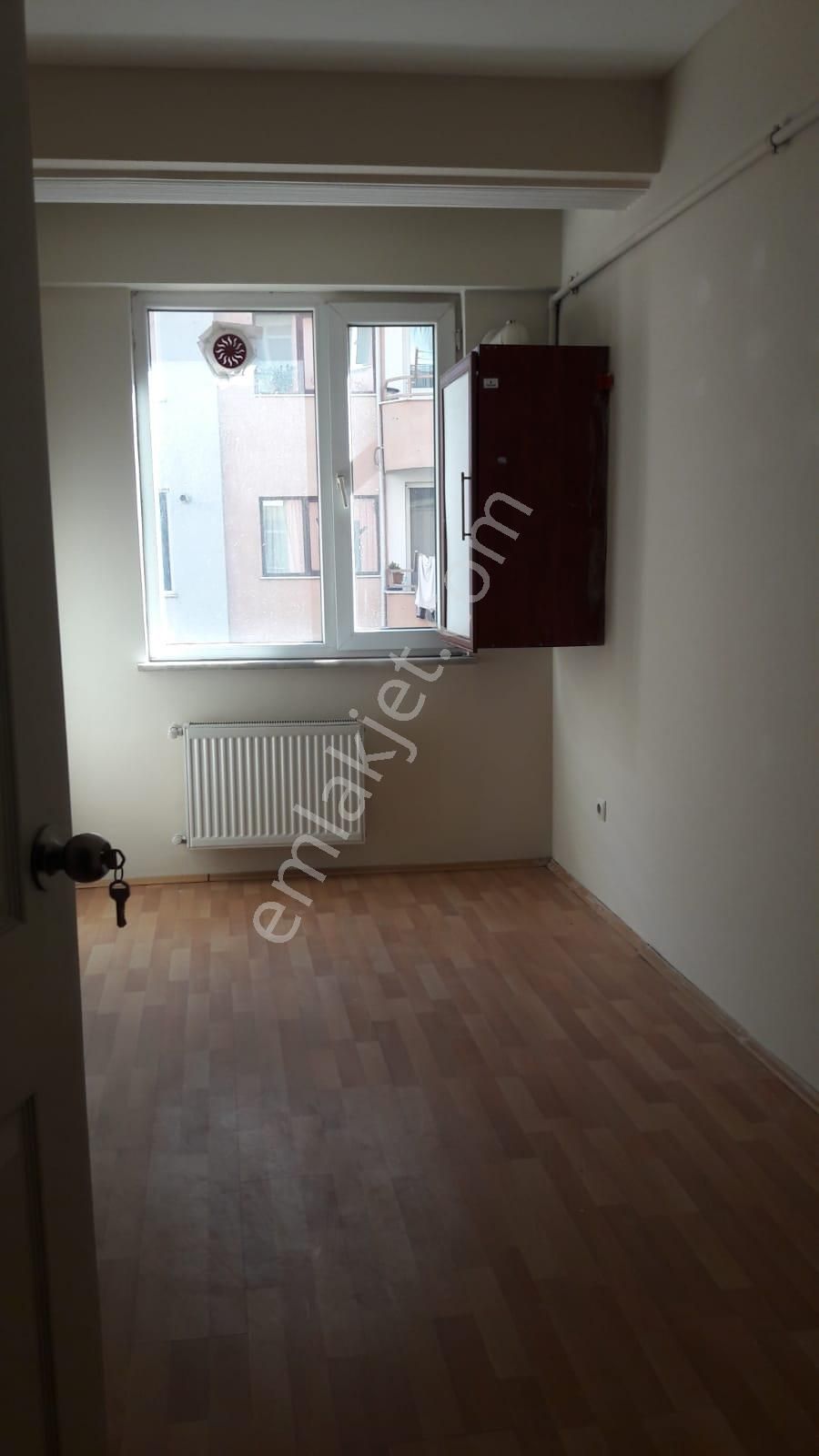 Tepebaşı Yenibağlar Kiralık Daire Açıköğretim Binası Arkası 65 M2 Net 1+1 Kiralık