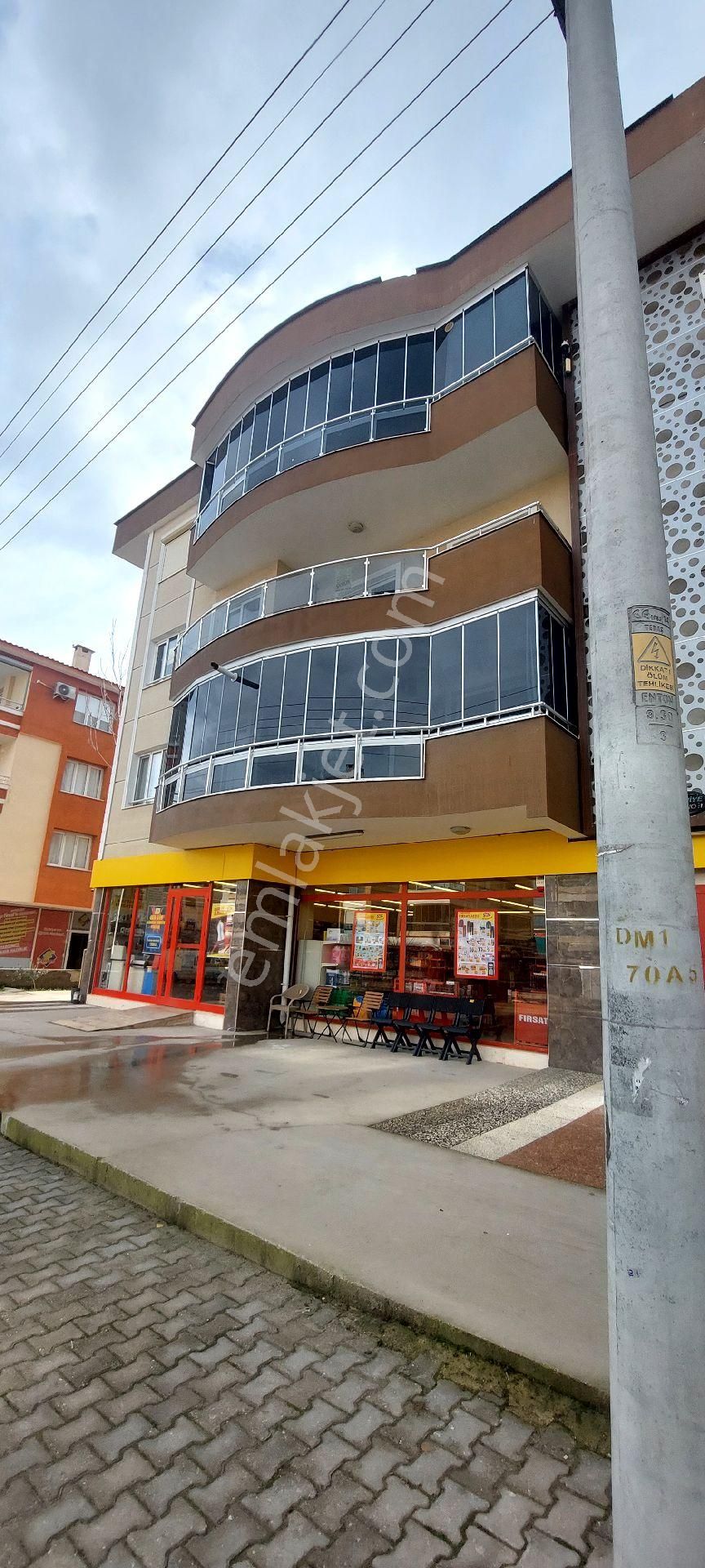 Tire Fatih Satılık Daire 230 M2 Ara Kat Satılık Daire