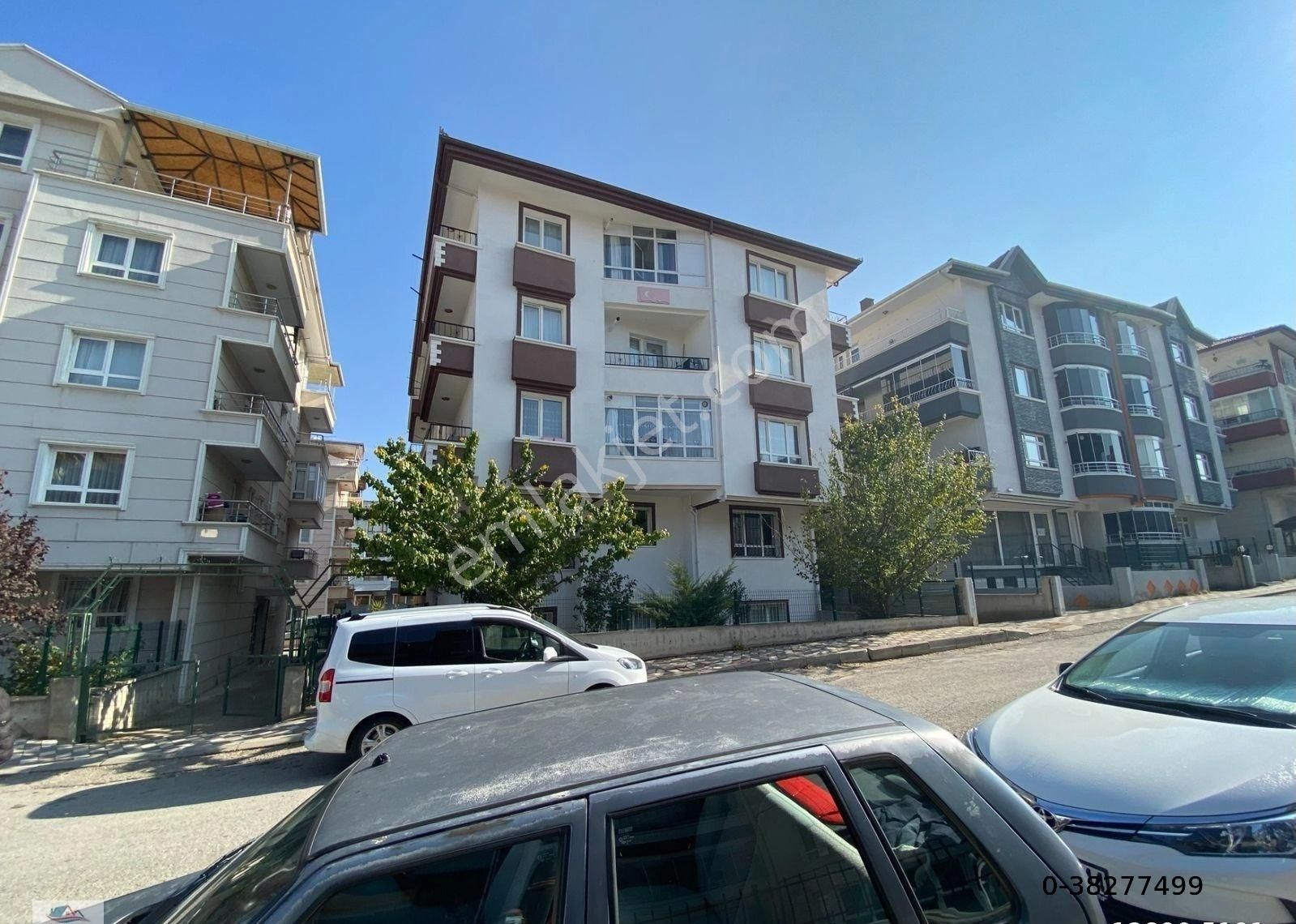 Etimesgut Süvari Kiralık Daire Süvari Mahallesi Gimsa Yanında 3+1 3.kat 135 M2 Kiralık Daire