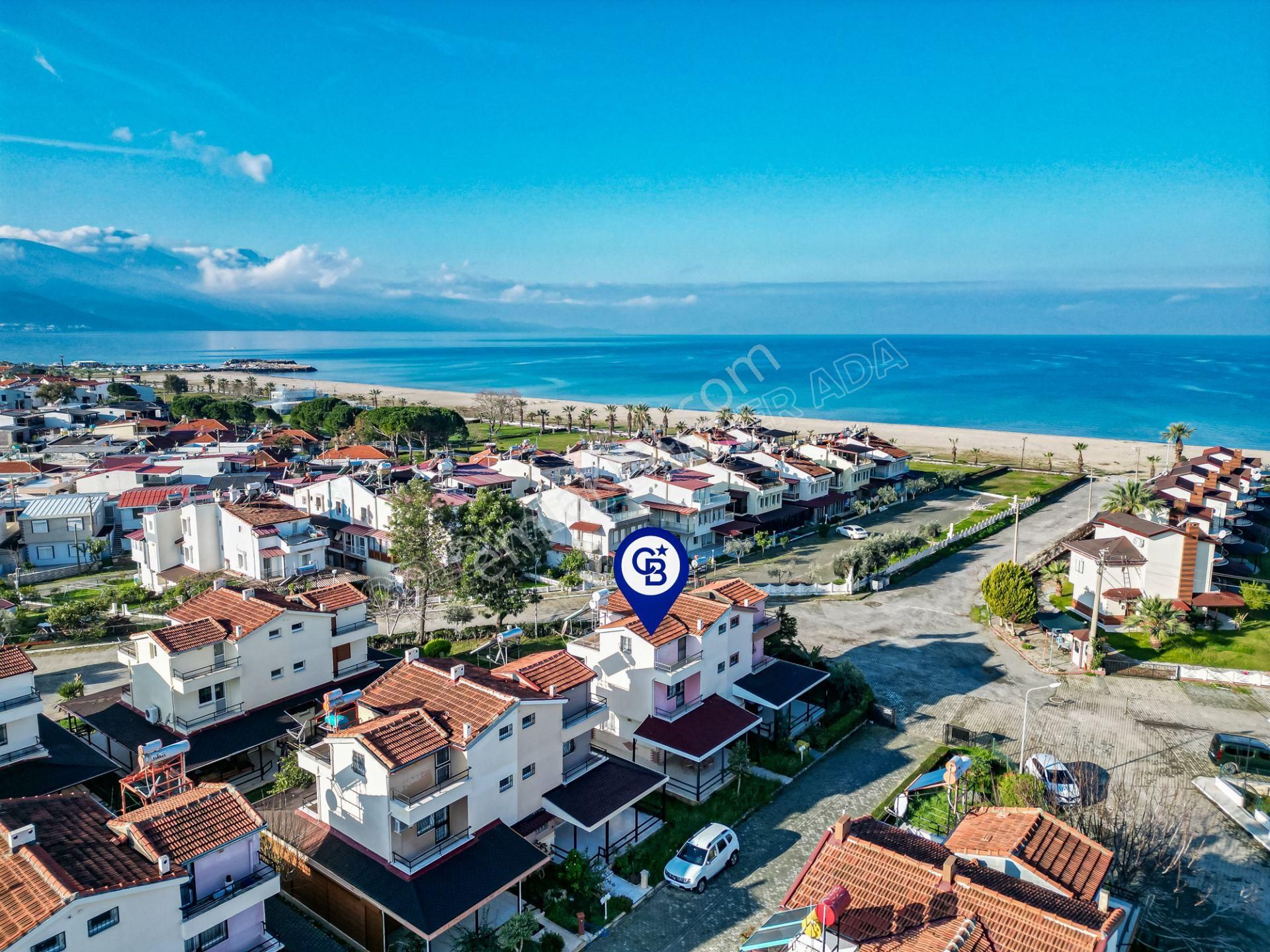 Kuşadası Davutlar Satılık Yazlık Kuşadası Davutlar Sahile Ve Plaja İlk Sitede Tripleks Villa