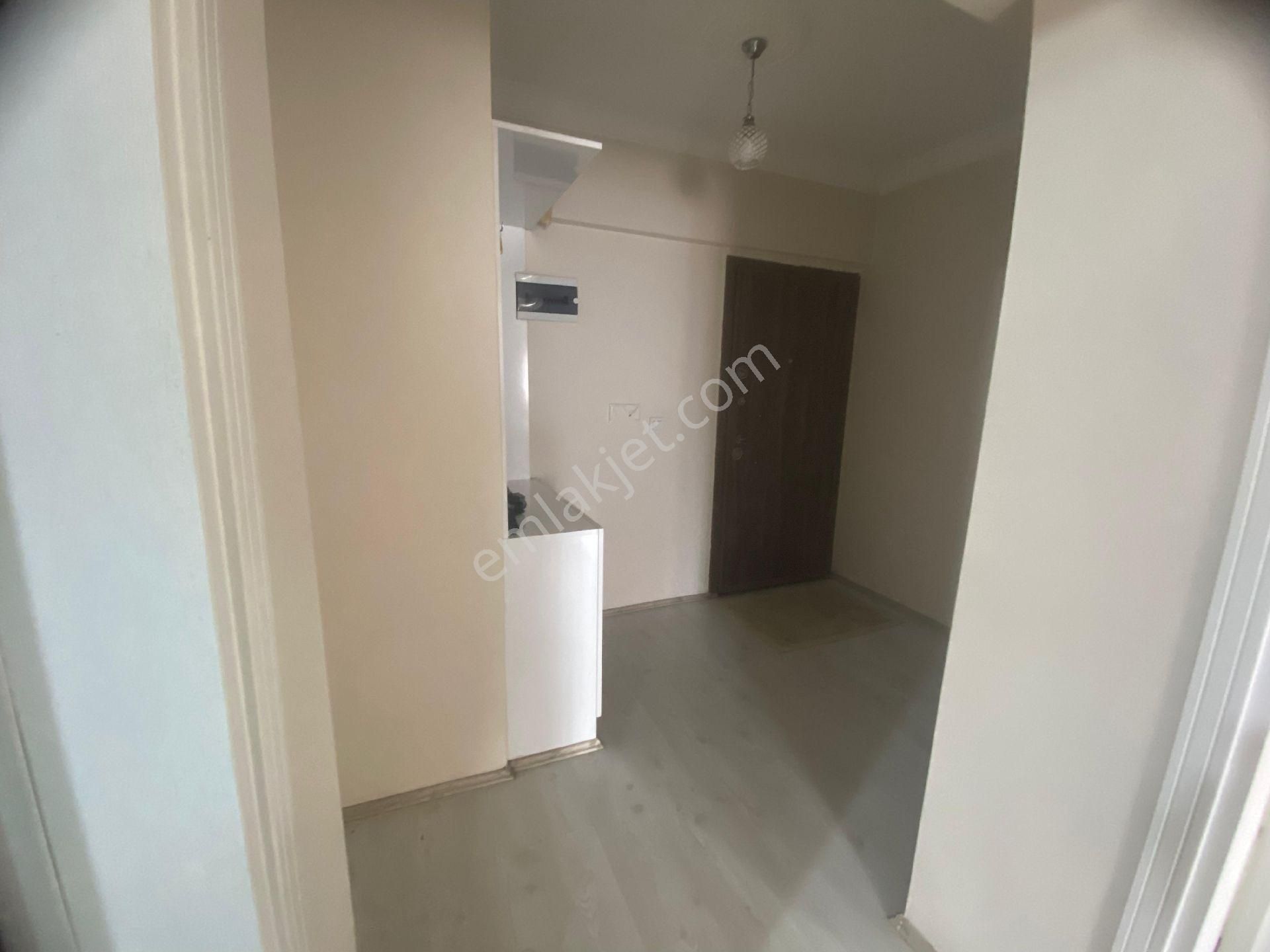 Salihli Kocaçeşme Kiralık Daire Kocaçeşme Mahallesi Özdemir Mobilya Üstünde Sıfır Eşyalı Balkonlu 1+1 Eşyalı Daire